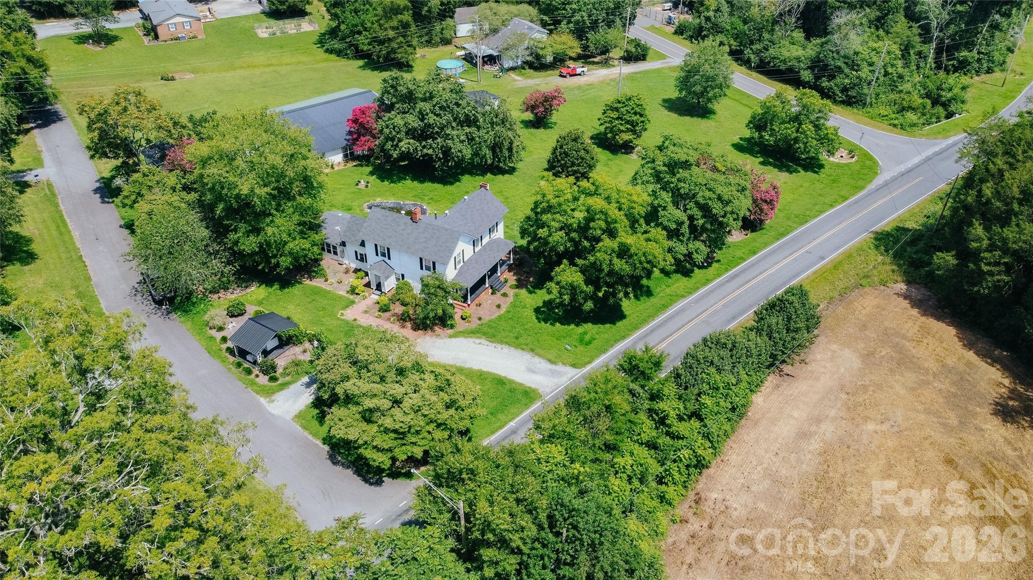 401 S Gold Branch Road — Richfield