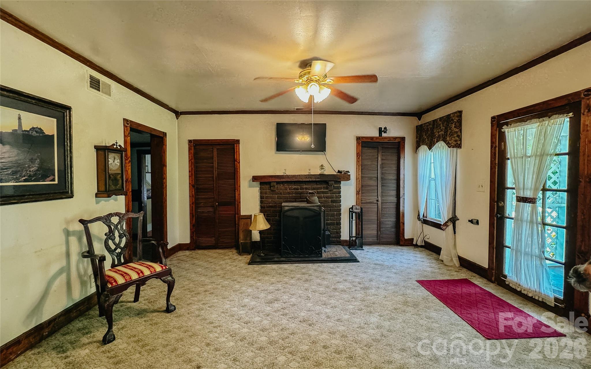 401 S Gold Branch Road — Richfield
