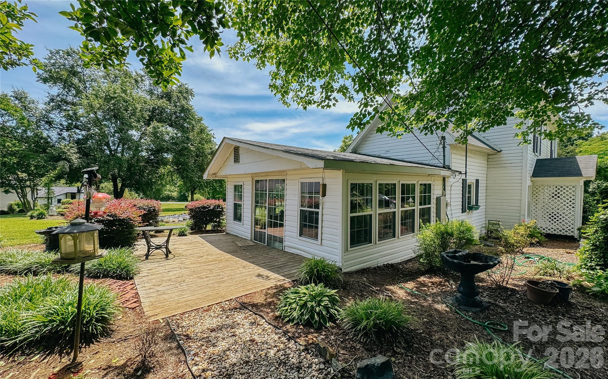 401 S Gold Branch Road — Richfield