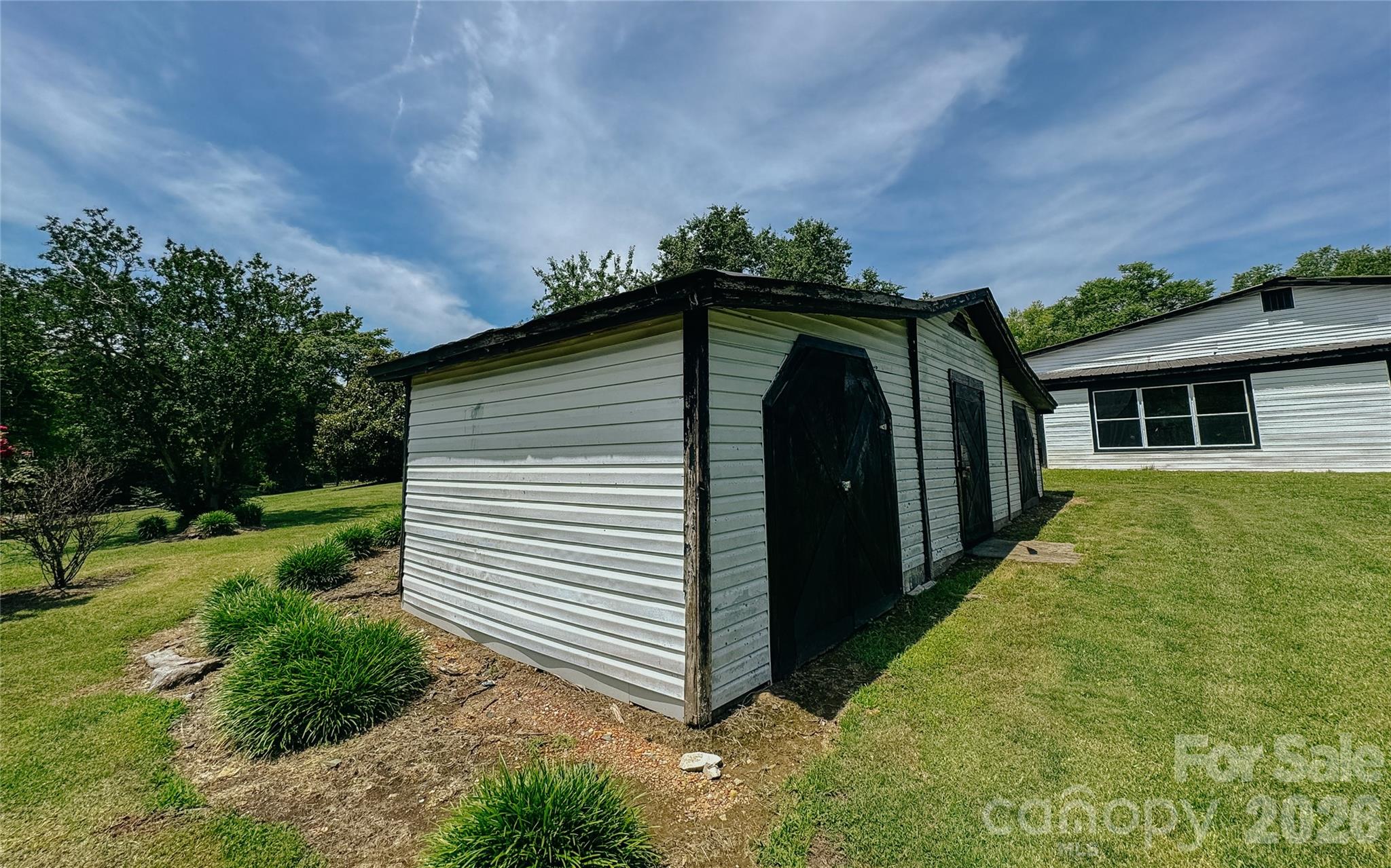 401 S Gold Branch Road — Richfield