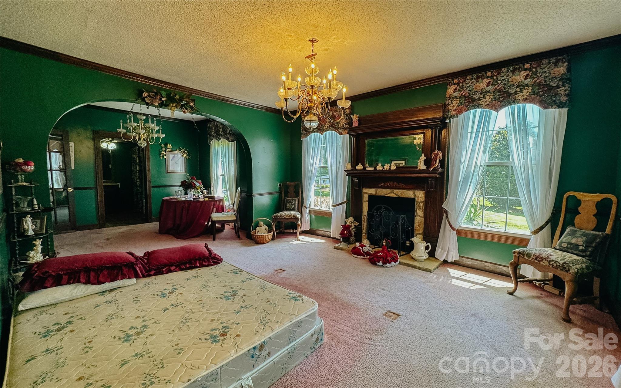 401 S Gold Branch Road — Richfield