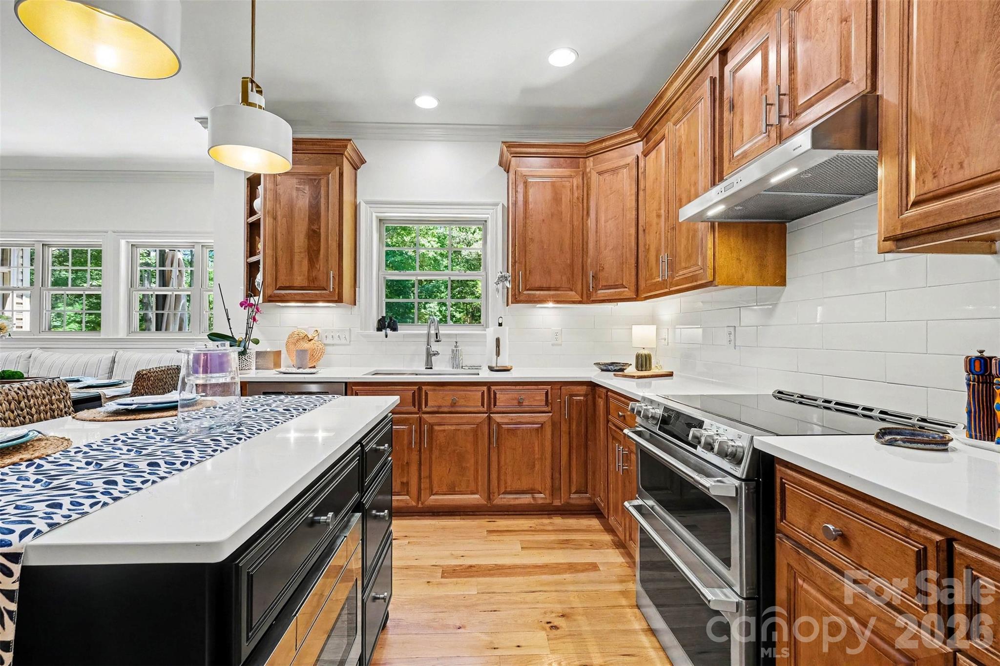 3415 Willow Creek Drive — Mount Pleasant