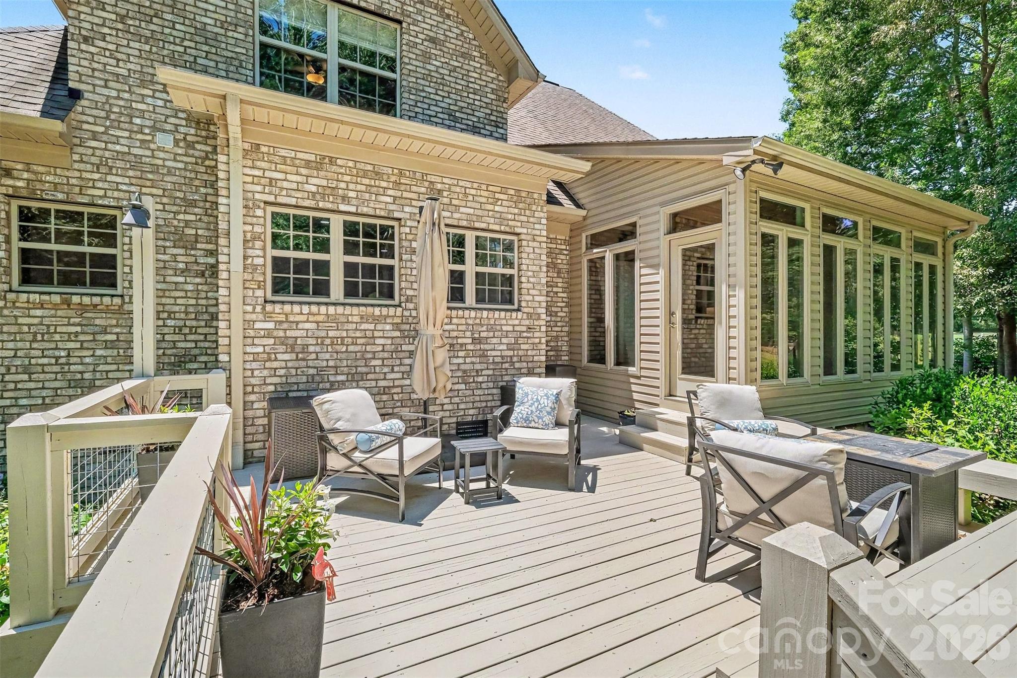 3415 Willow Creek Drive — Mount Pleasant