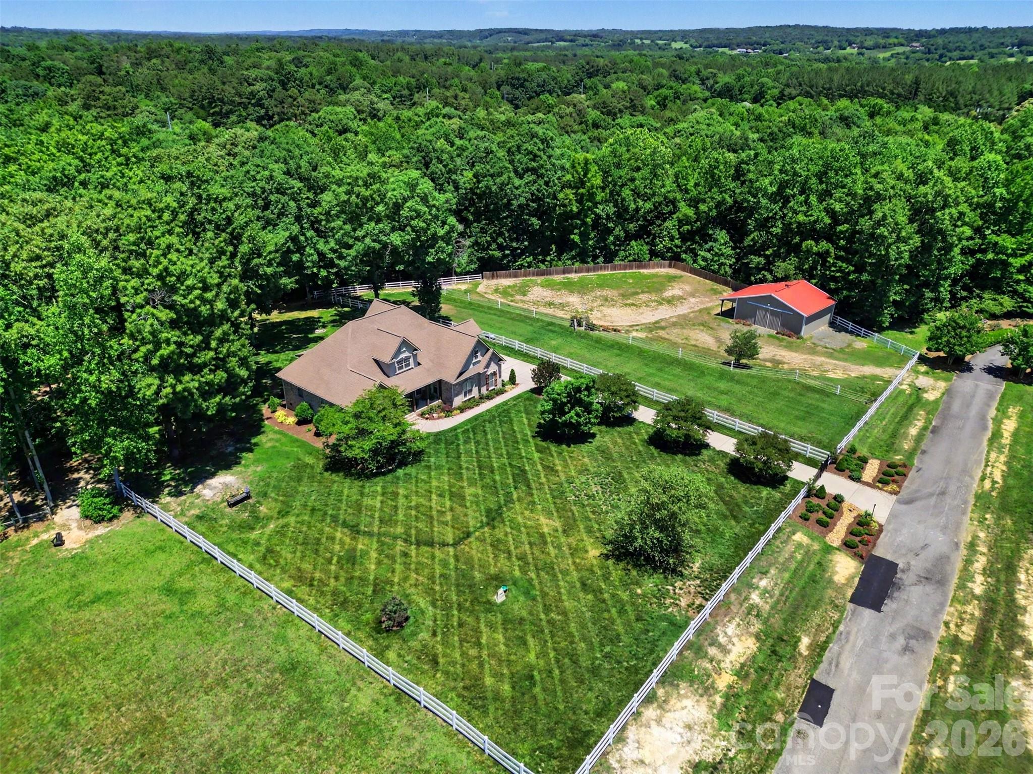 3415 Willow Creek Drive — Mount Pleasant