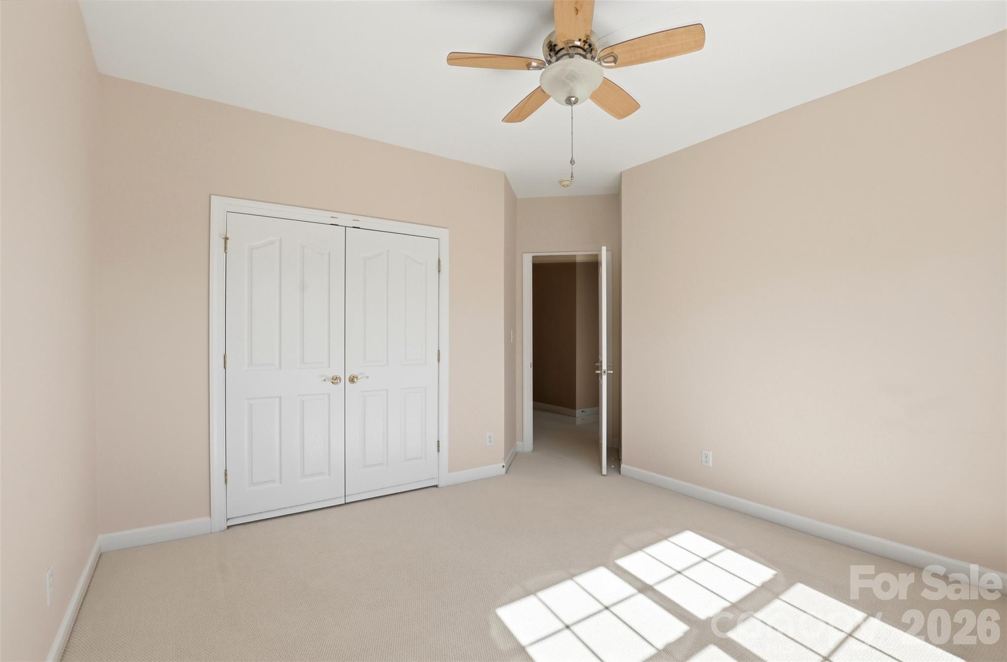 13937 Dovehunt Place — Charlotte