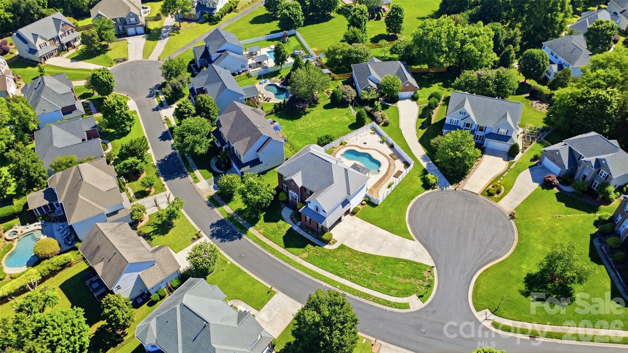 13937 Dovehunt Place — Charlotte