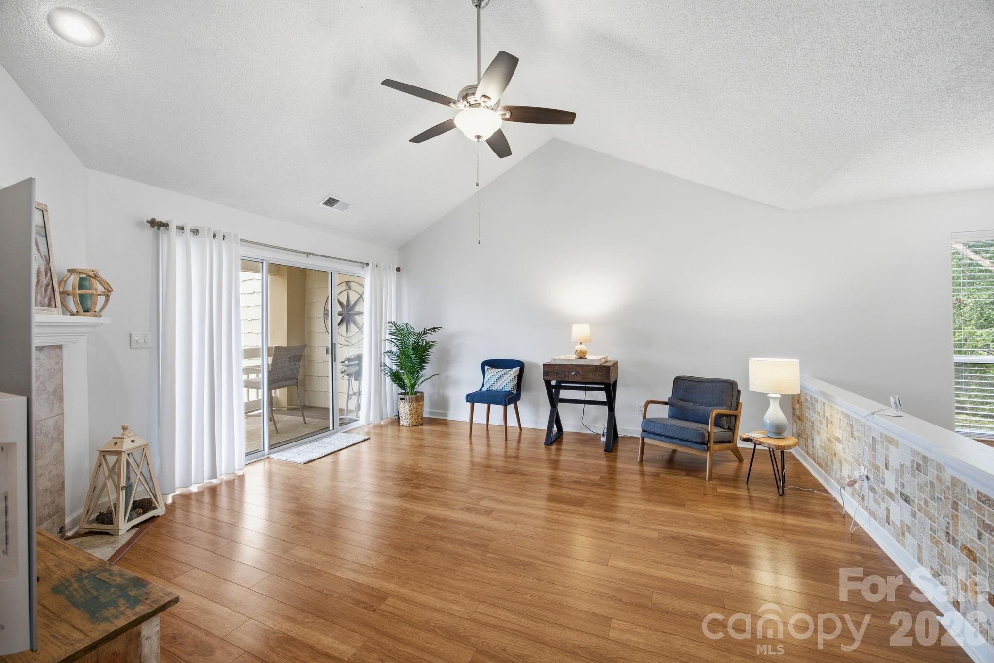 18009 Kings Point Drive #I — Cornelius