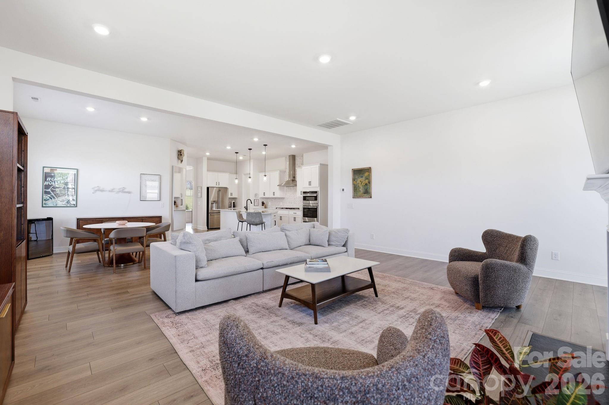 6721 Baker Creek Avenue — Indian Land