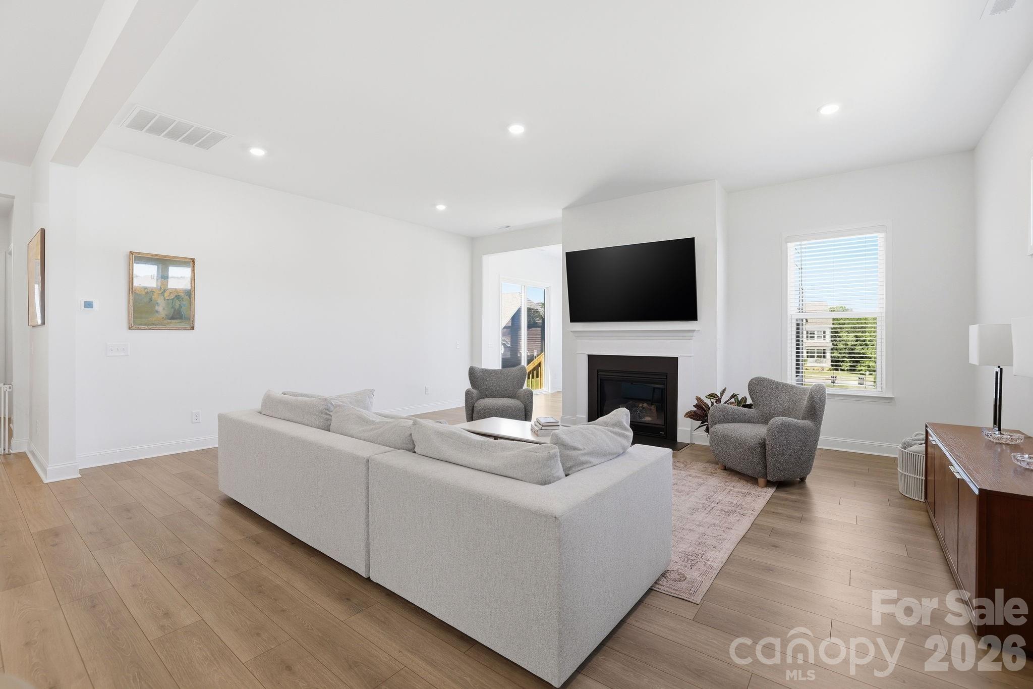 6721 Baker Creek Avenue — Indian Land