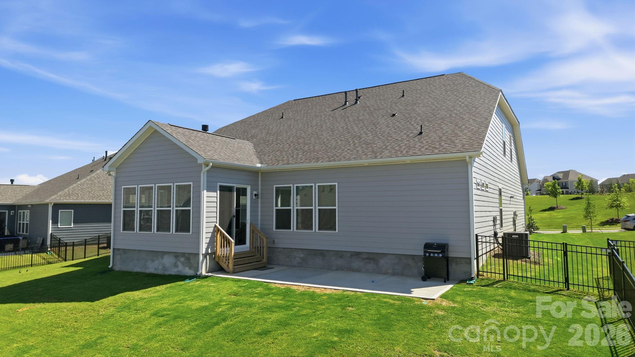 6721 Baker Creek Avenue — Indian Land