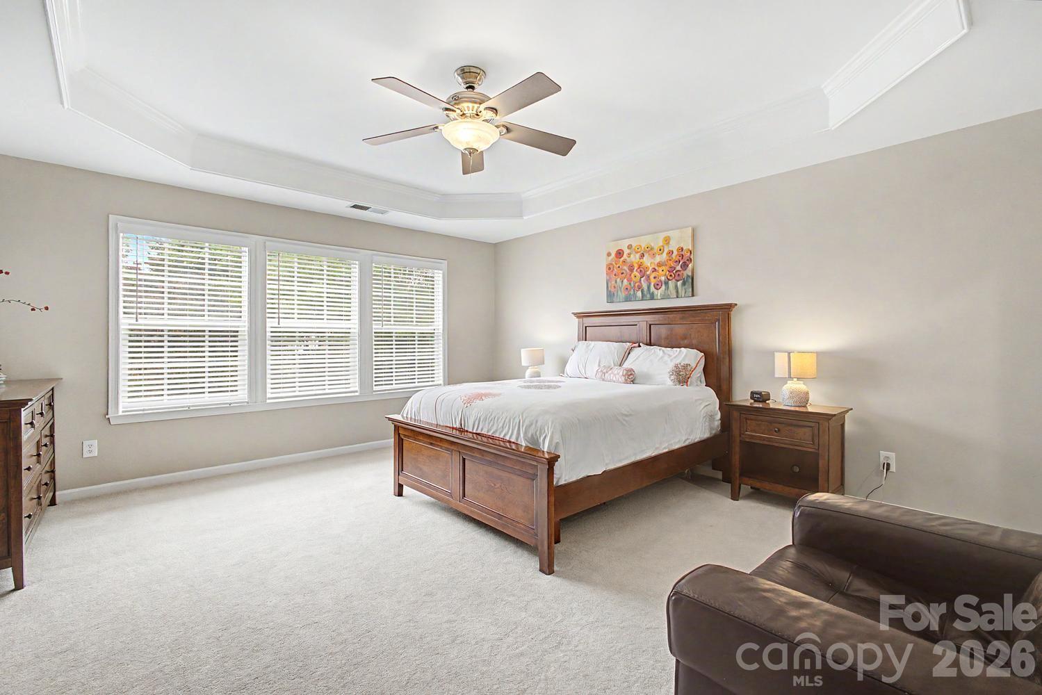 10913 Knight Castle Drive — Charlotte