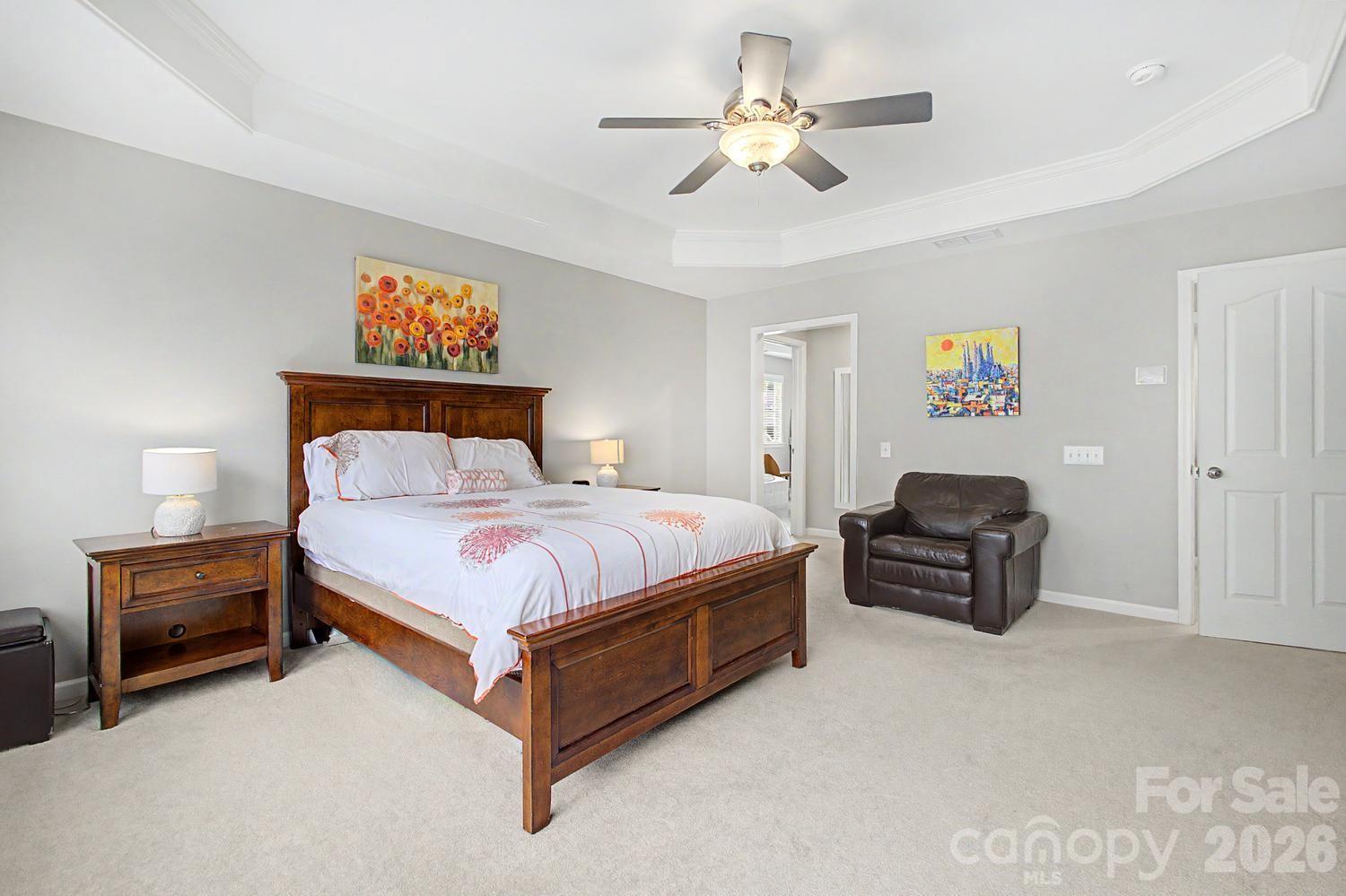 10913 Knight Castle Drive — Charlotte