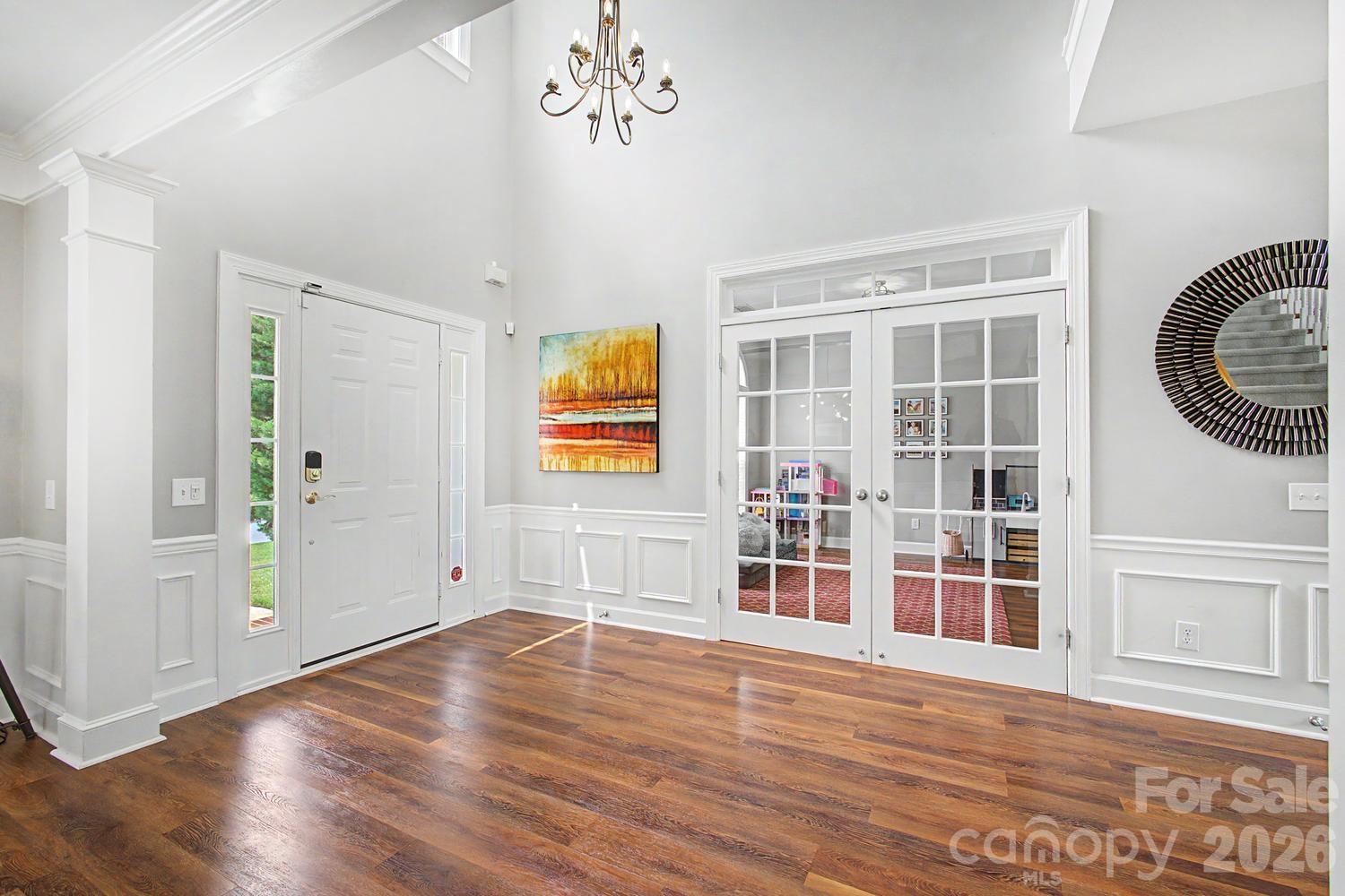 10913 Knight Castle Drive — Charlotte