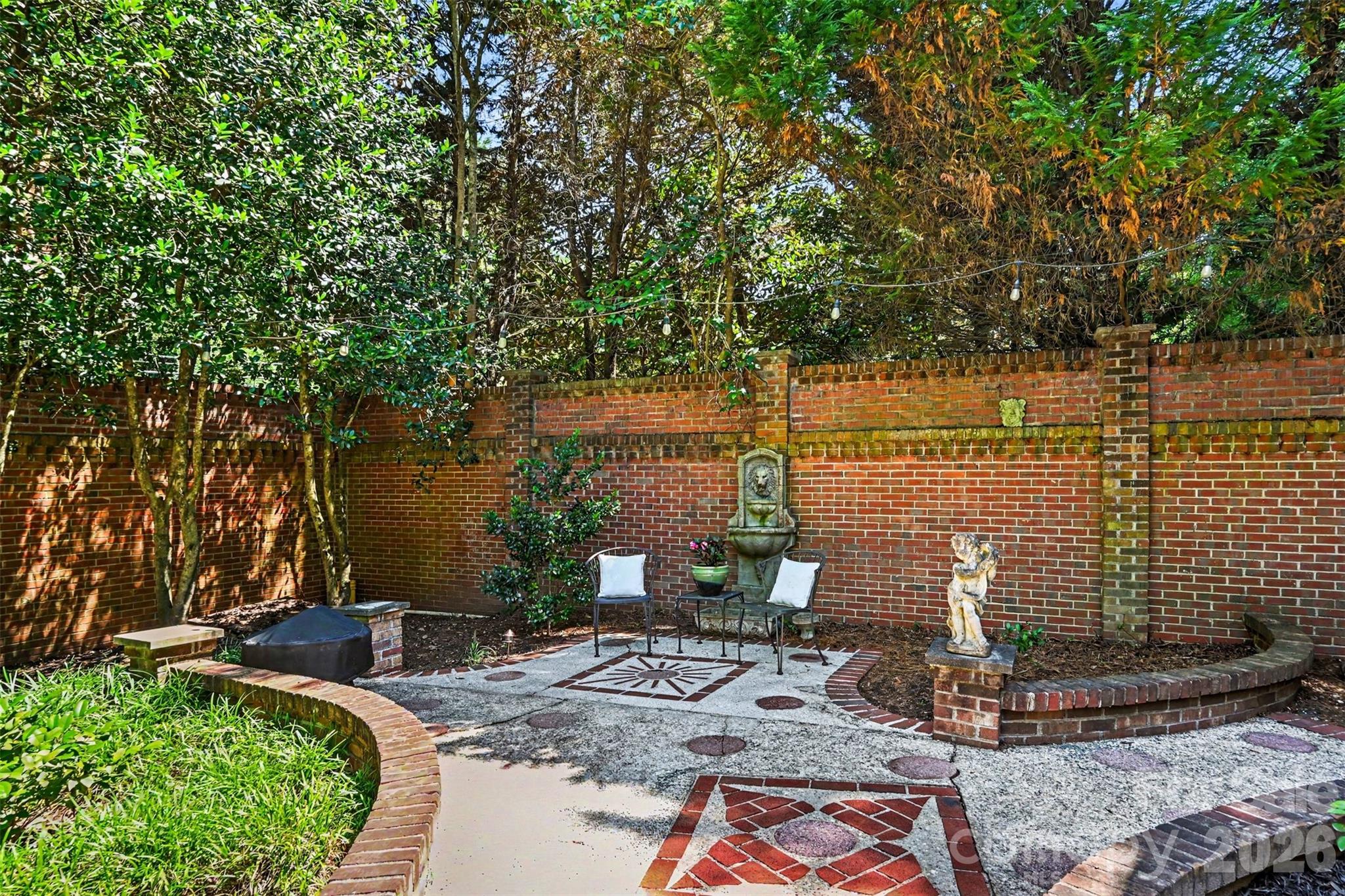2449 Seth Thomas Road — Charlotte
