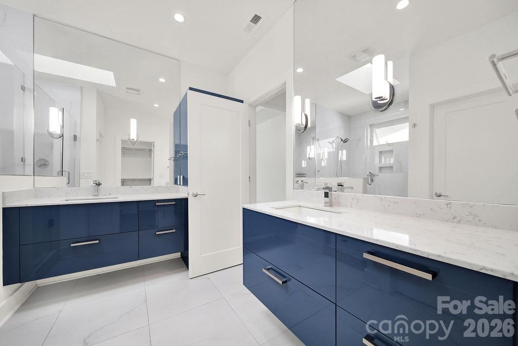 1243 Realta Drive — Charlotte