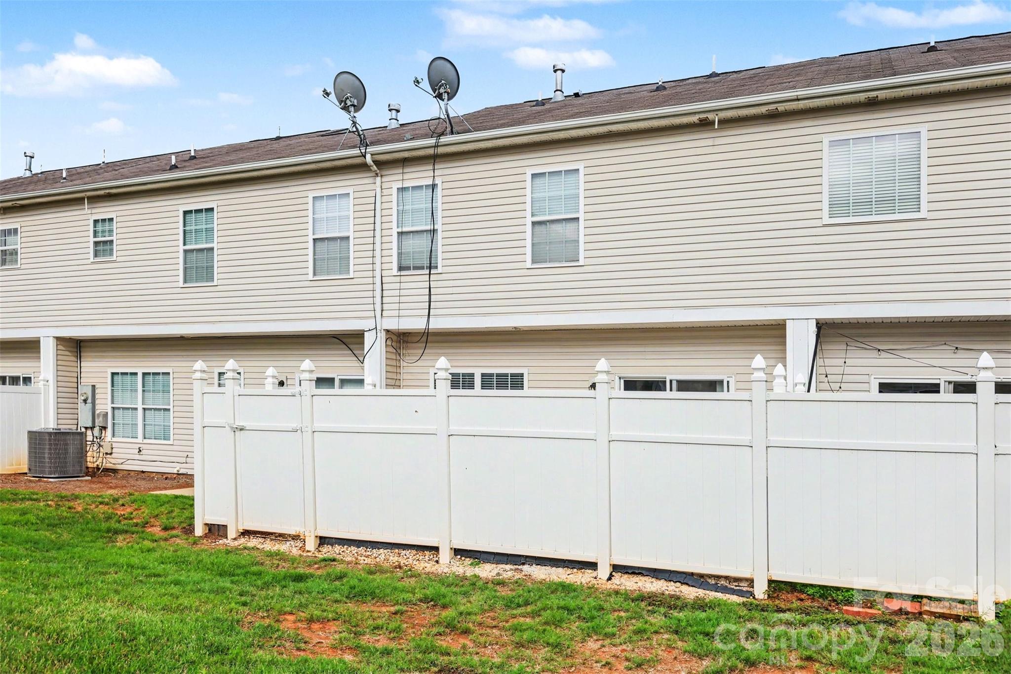 11718 Stockdale Court — Pineville