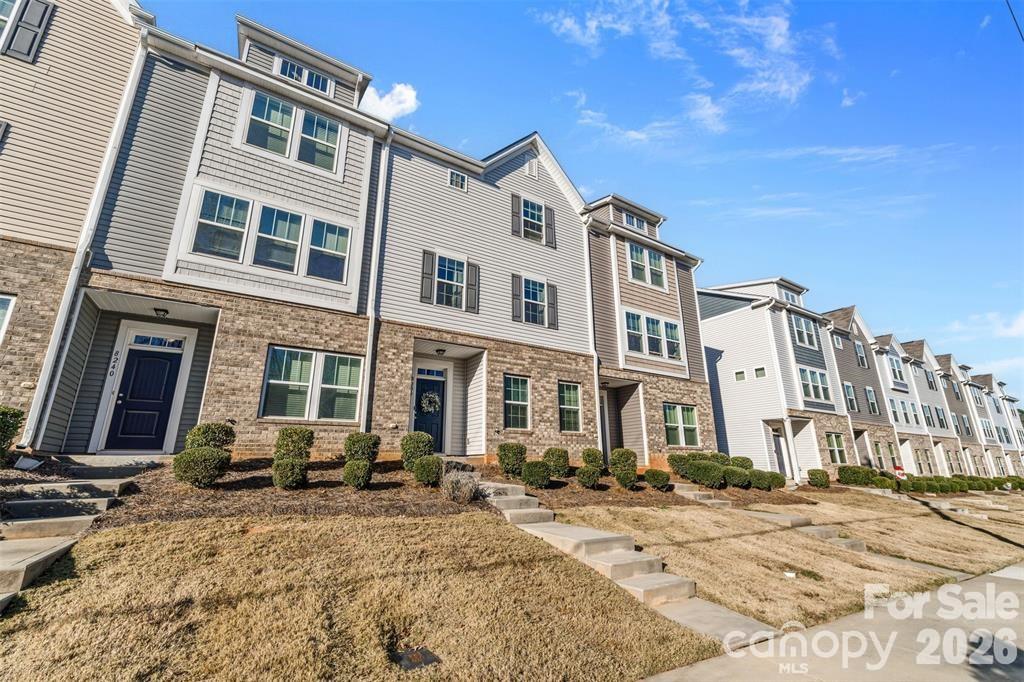 8236 Waxhaw Highway — Waxhaw