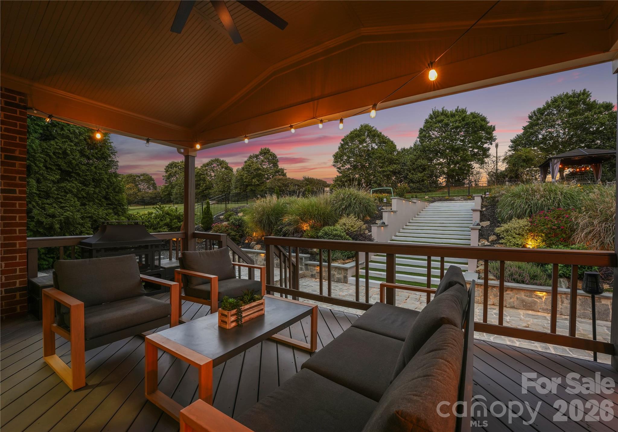 803 Five Leaf Lane — Waxhaw
