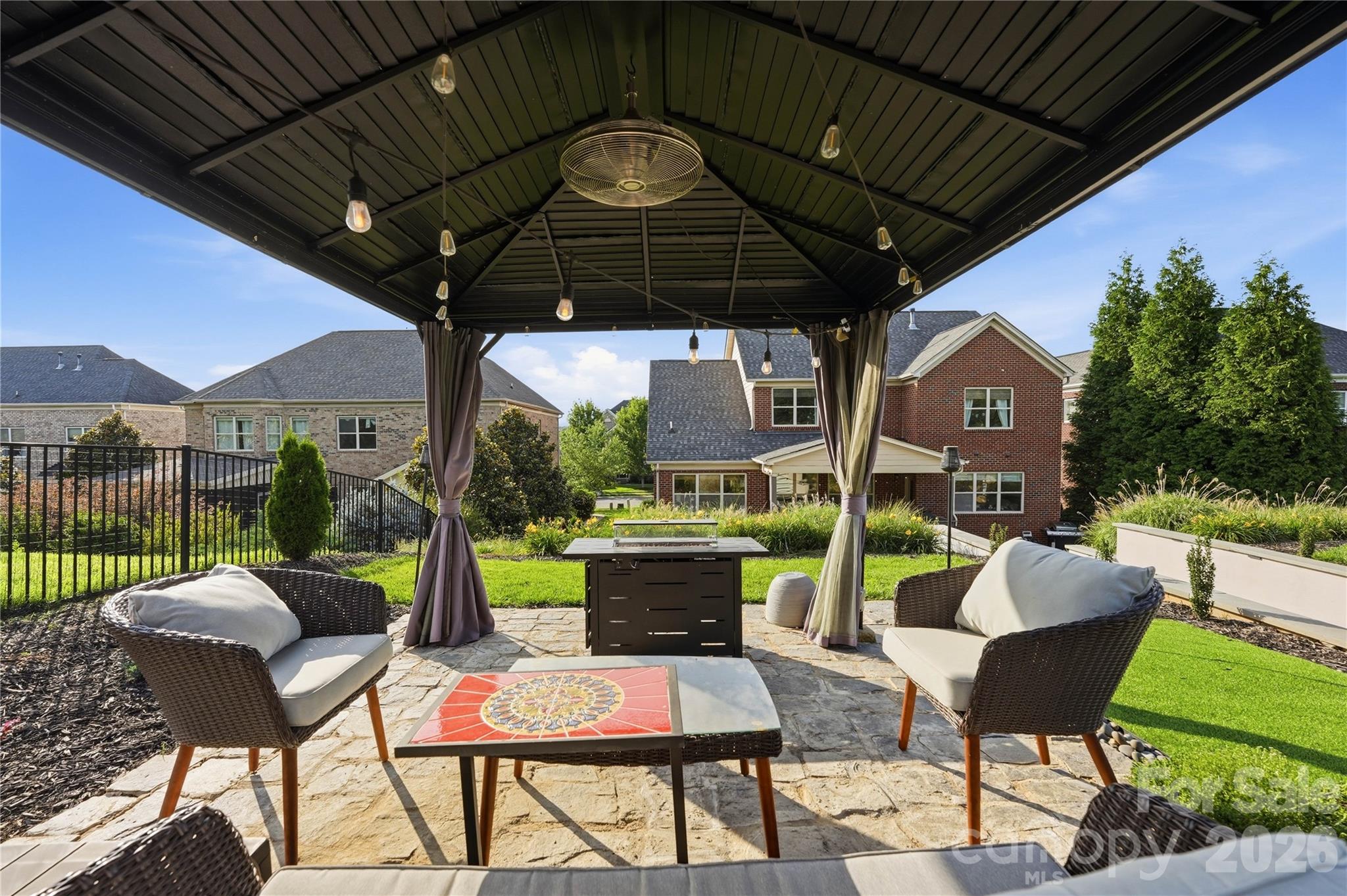 803 Five Leaf Lane — Waxhaw