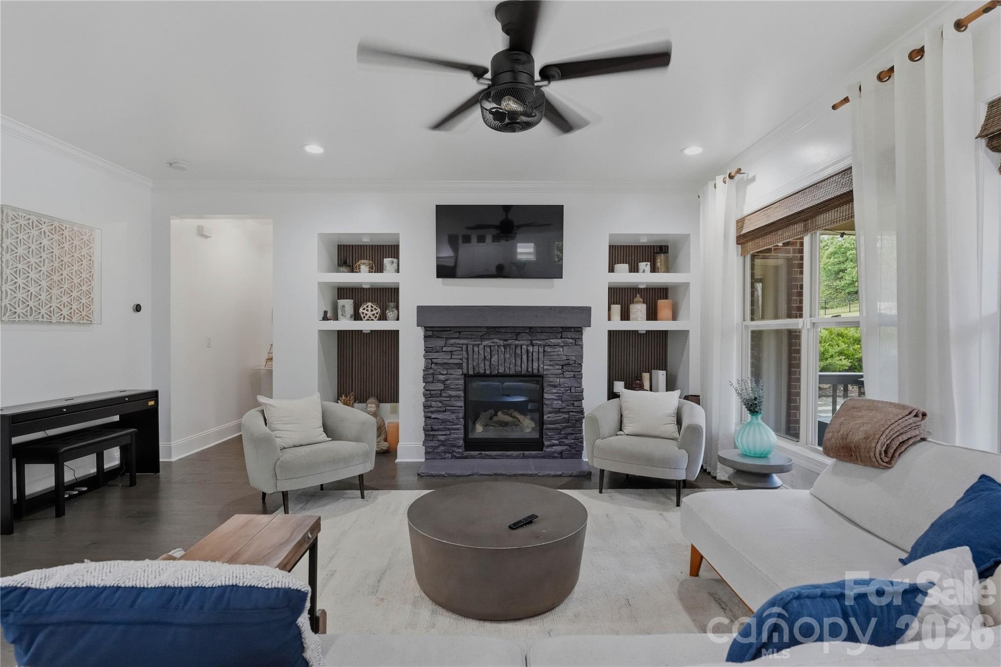 803 Five Leaf Lane — Waxhaw