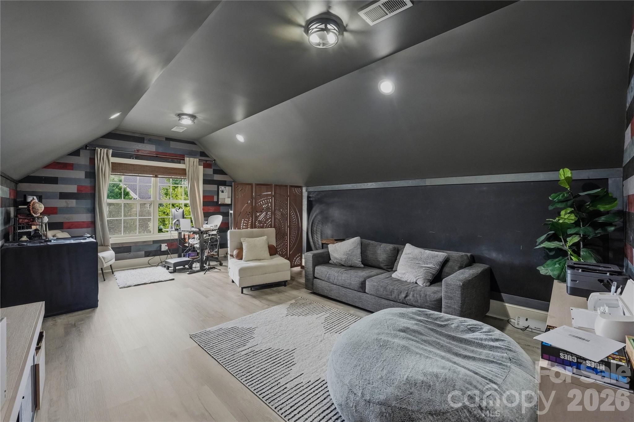 803 Five Leaf Lane — Waxhaw