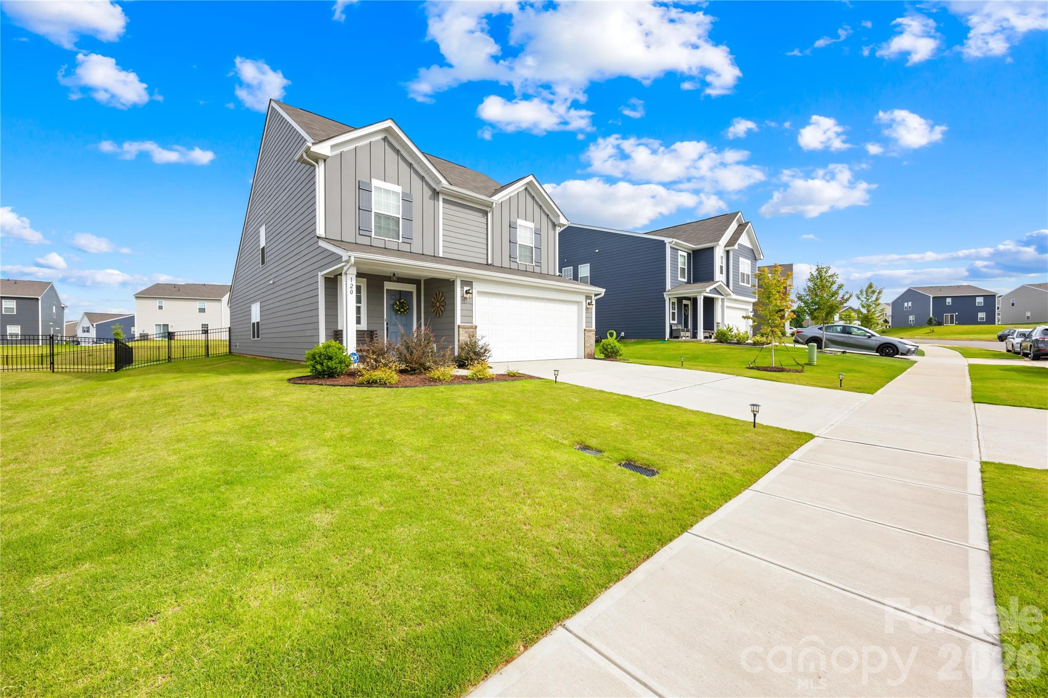 120 Hanging Rock Trail — Statesville