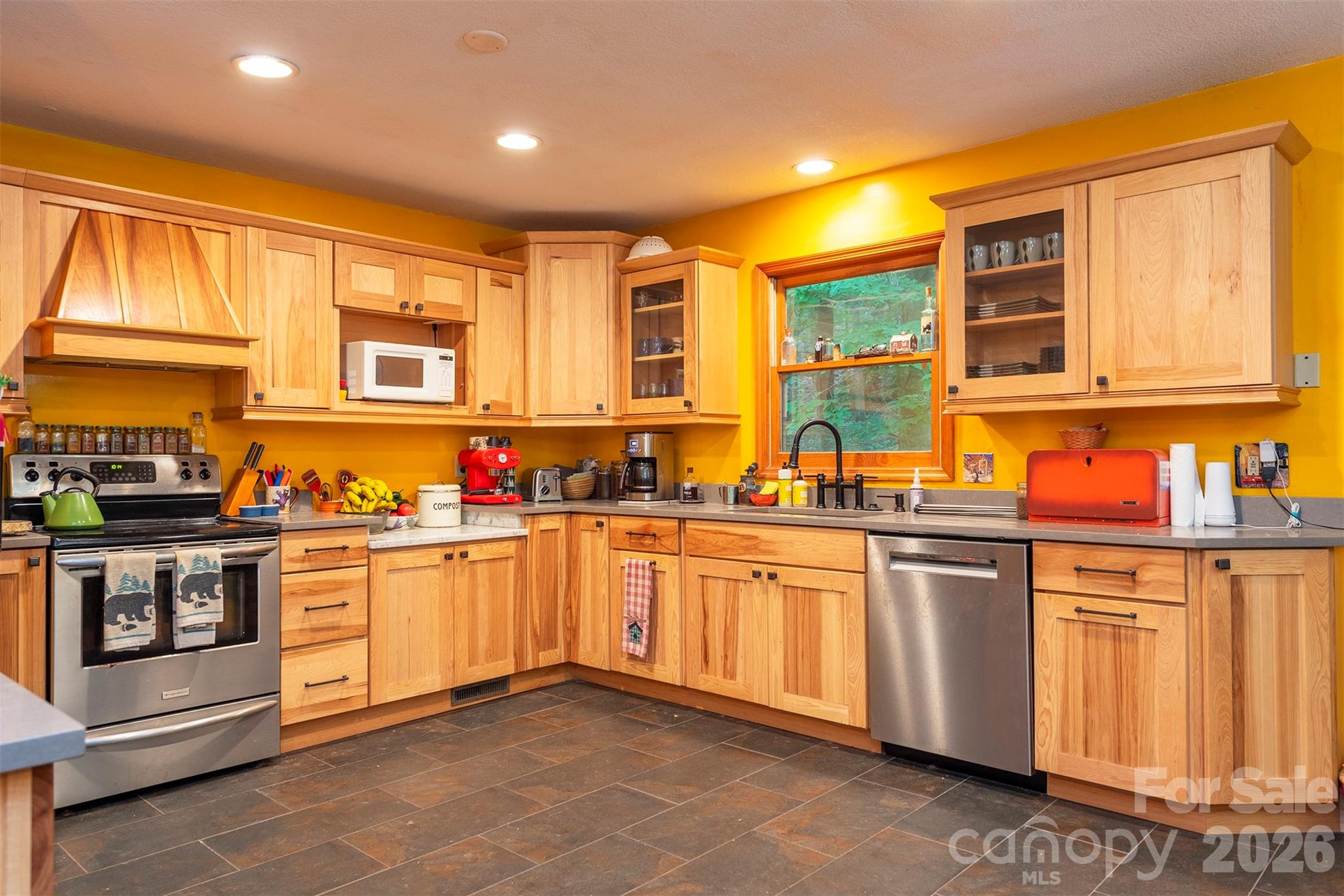 23 Hunting Lodge Drive — Black Mountain