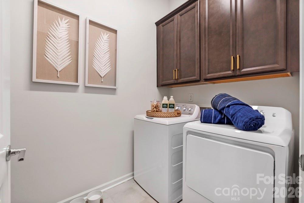 1702 Hubert Graham Way — Tega Cay