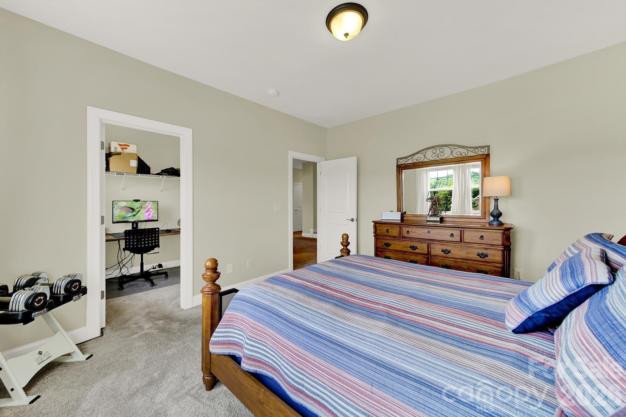 6390 Willow Farm Drive — Denver