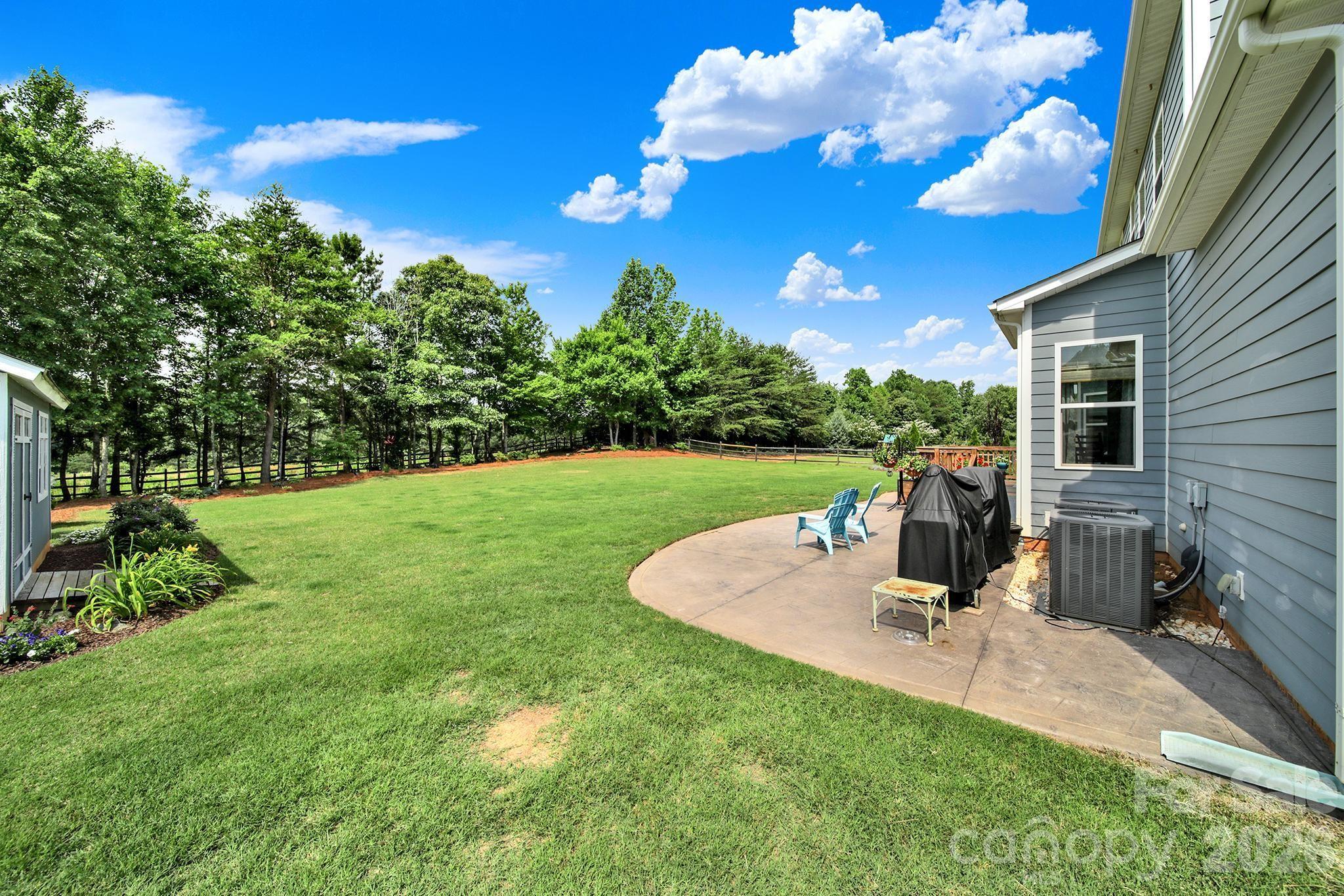 6390 Willow Farm Drive — Denver