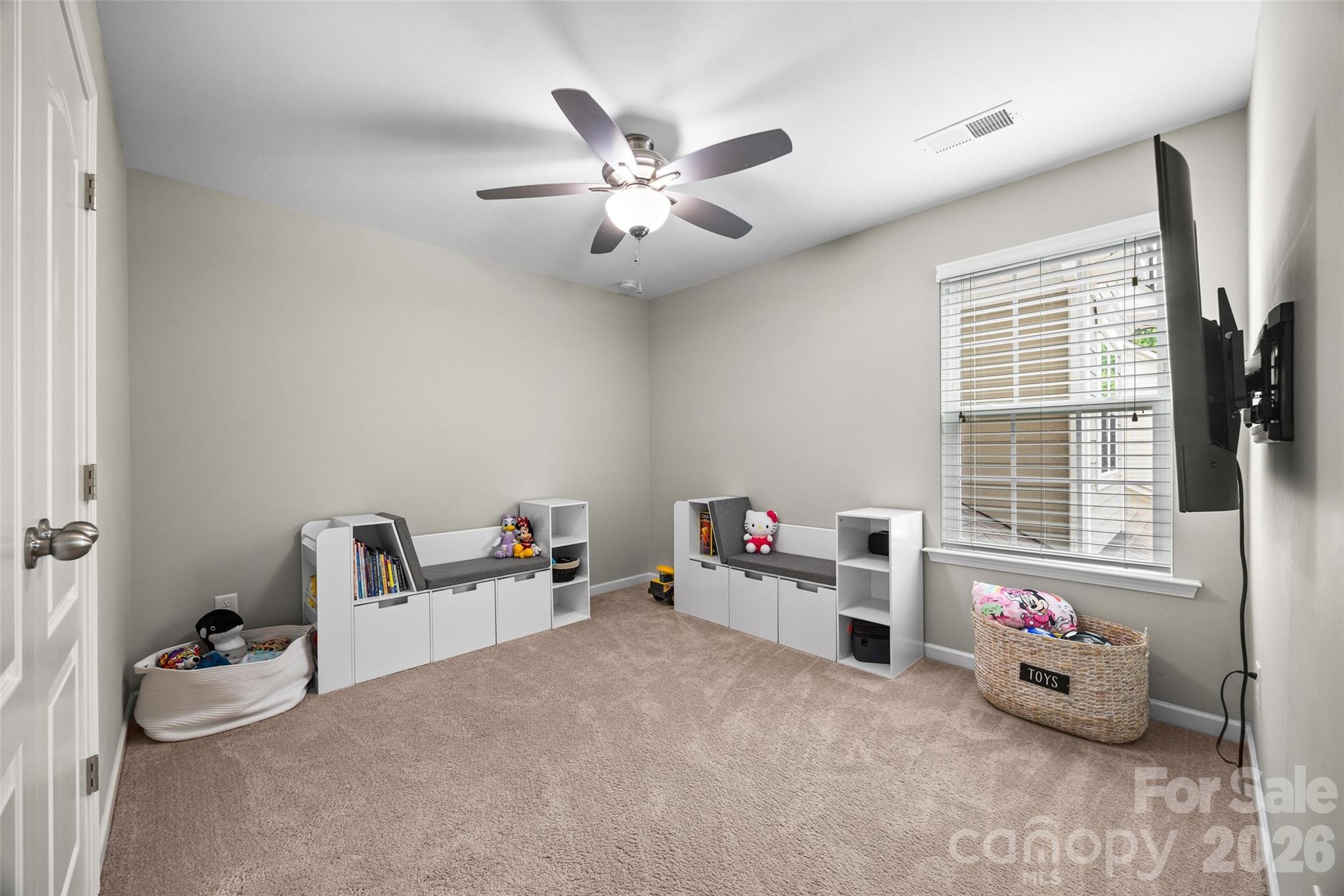 1016 Currituck Way — York