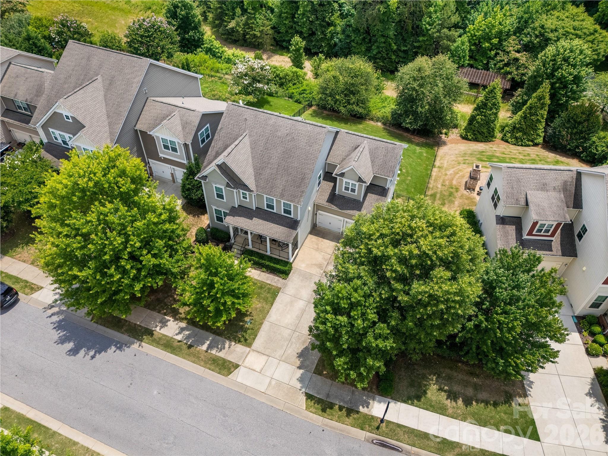 1016 Currituck Way — York