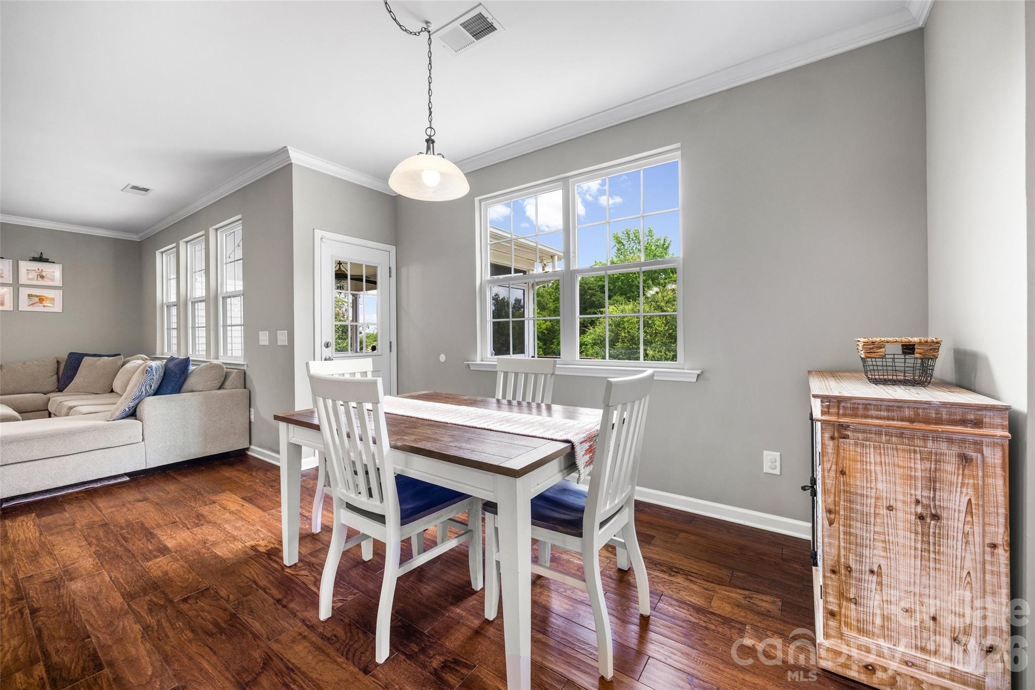 1016 Currituck Way — York