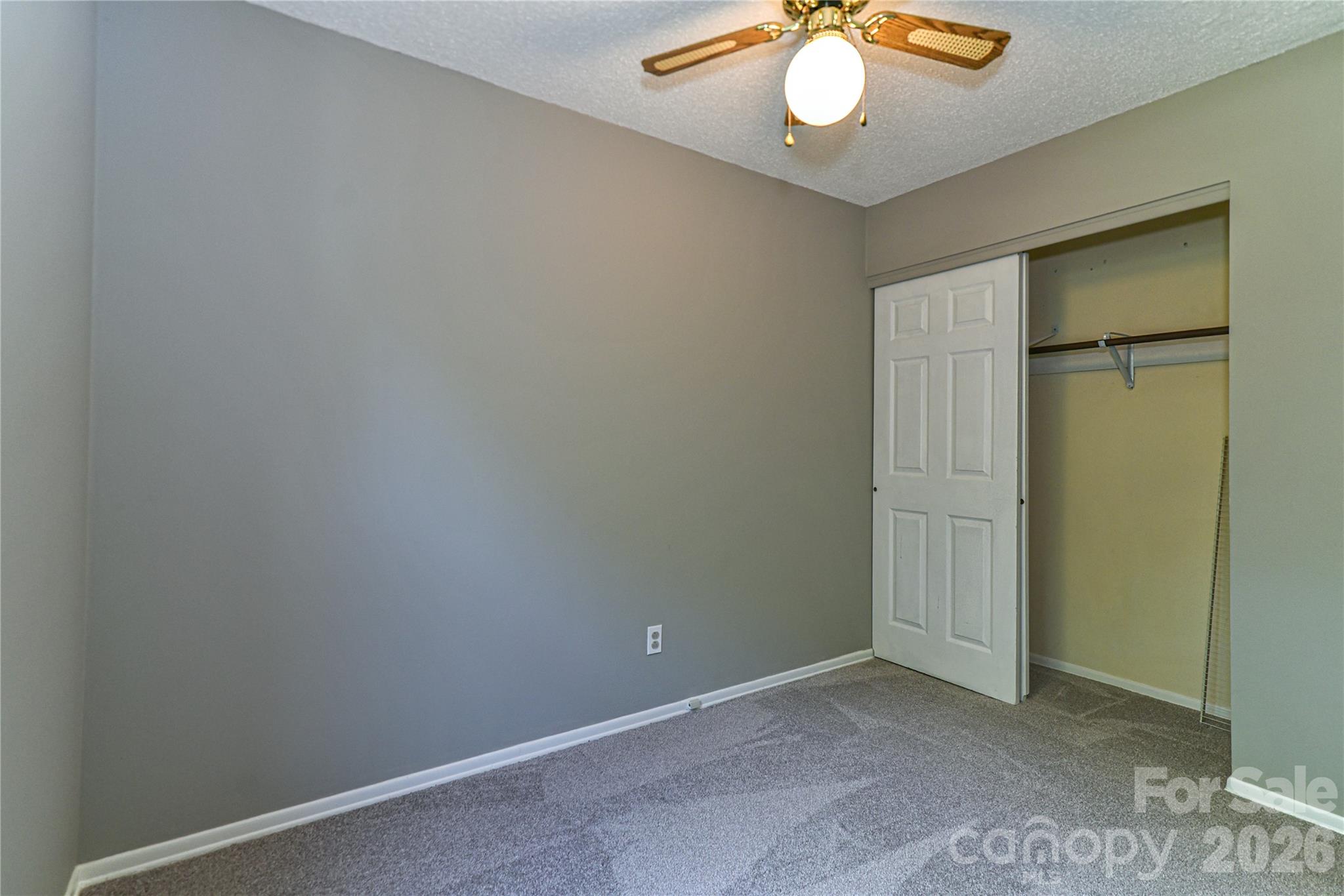 115 Wicklow Drive — Asheville