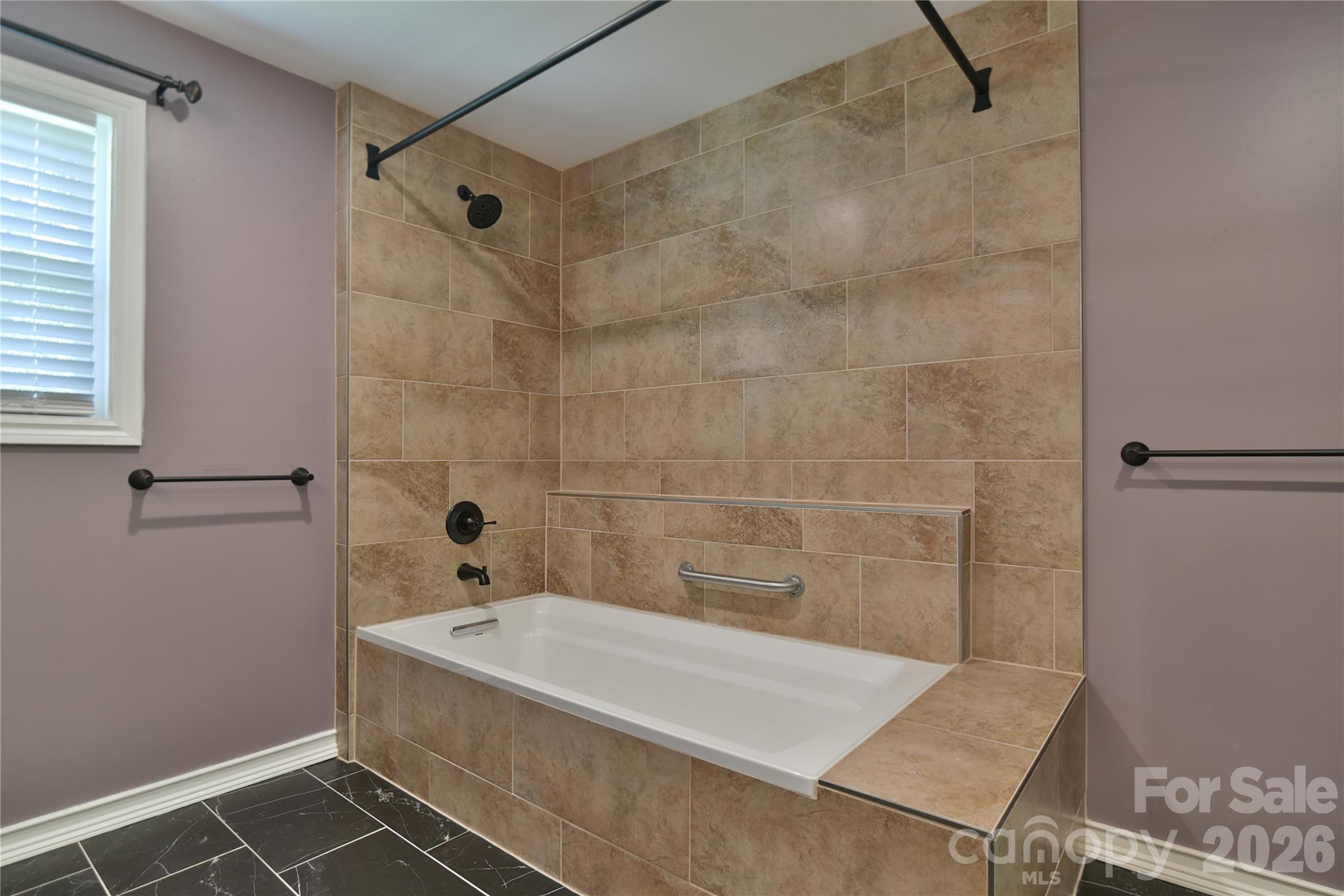 115 Wicklow Drive — Asheville