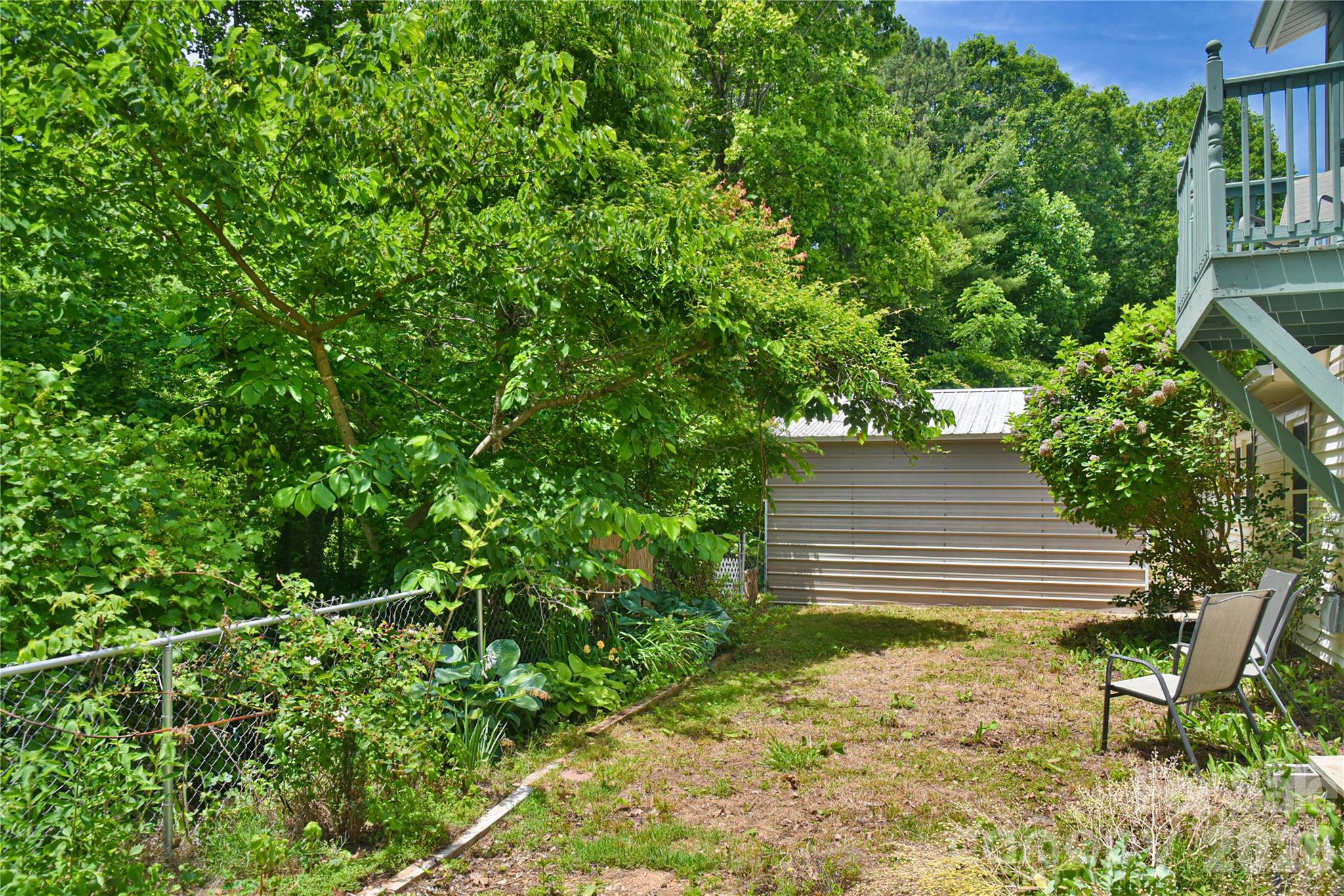 115 Wicklow Drive — Asheville