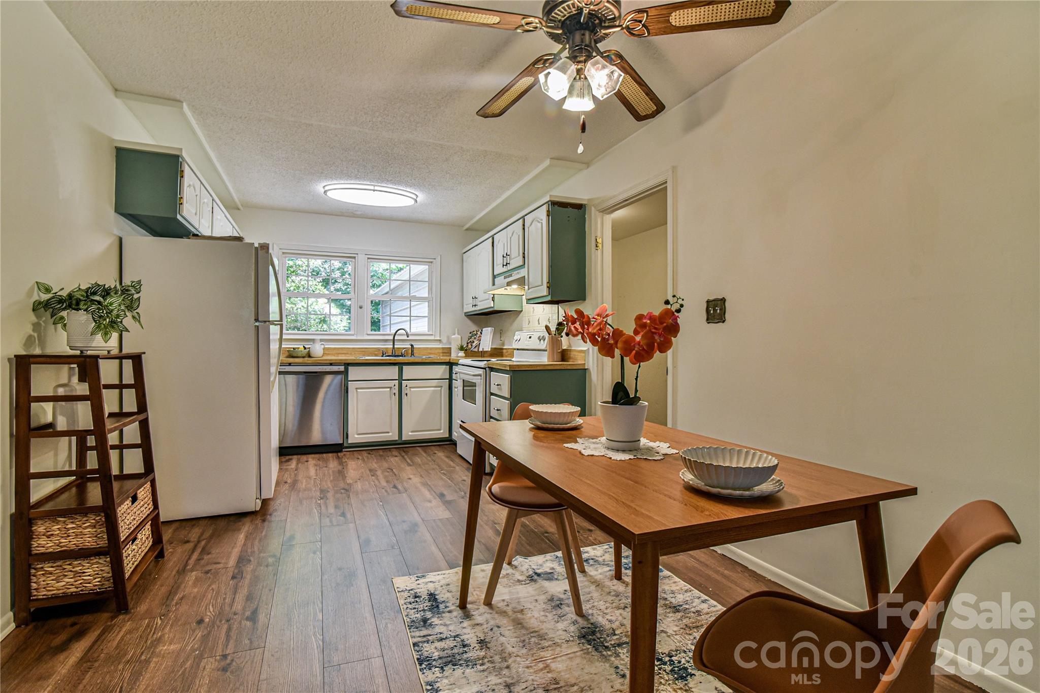 115 Wicklow Drive — Asheville