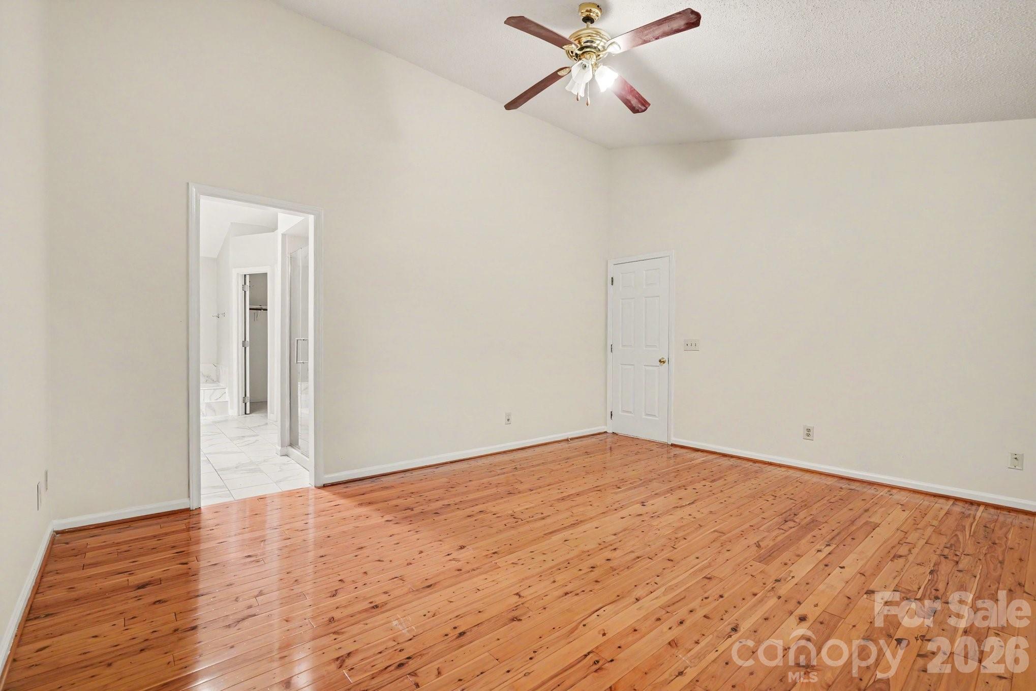 7104 Kinsmore Lane — Charlotte