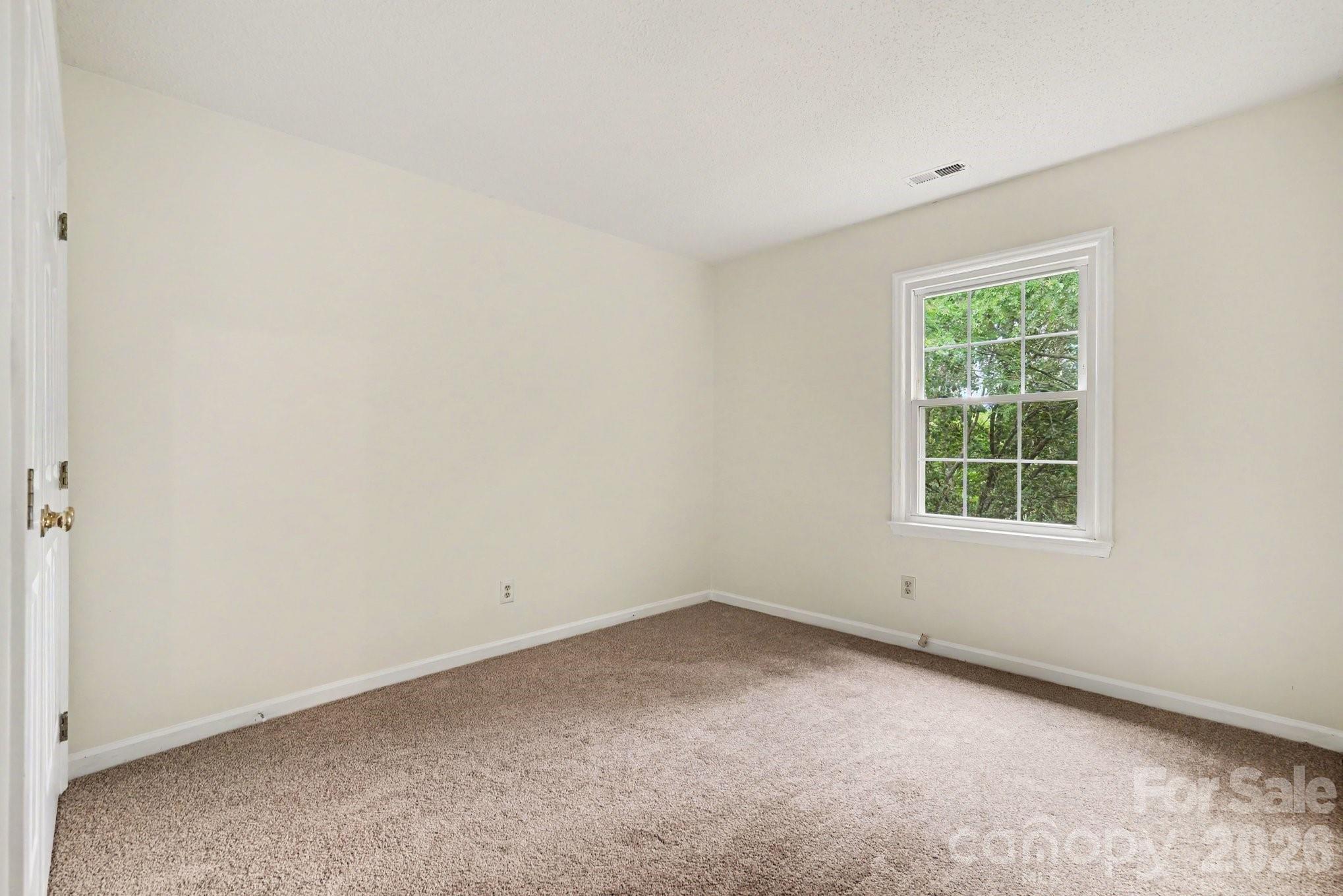 7104 Kinsmore Lane — Charlotte