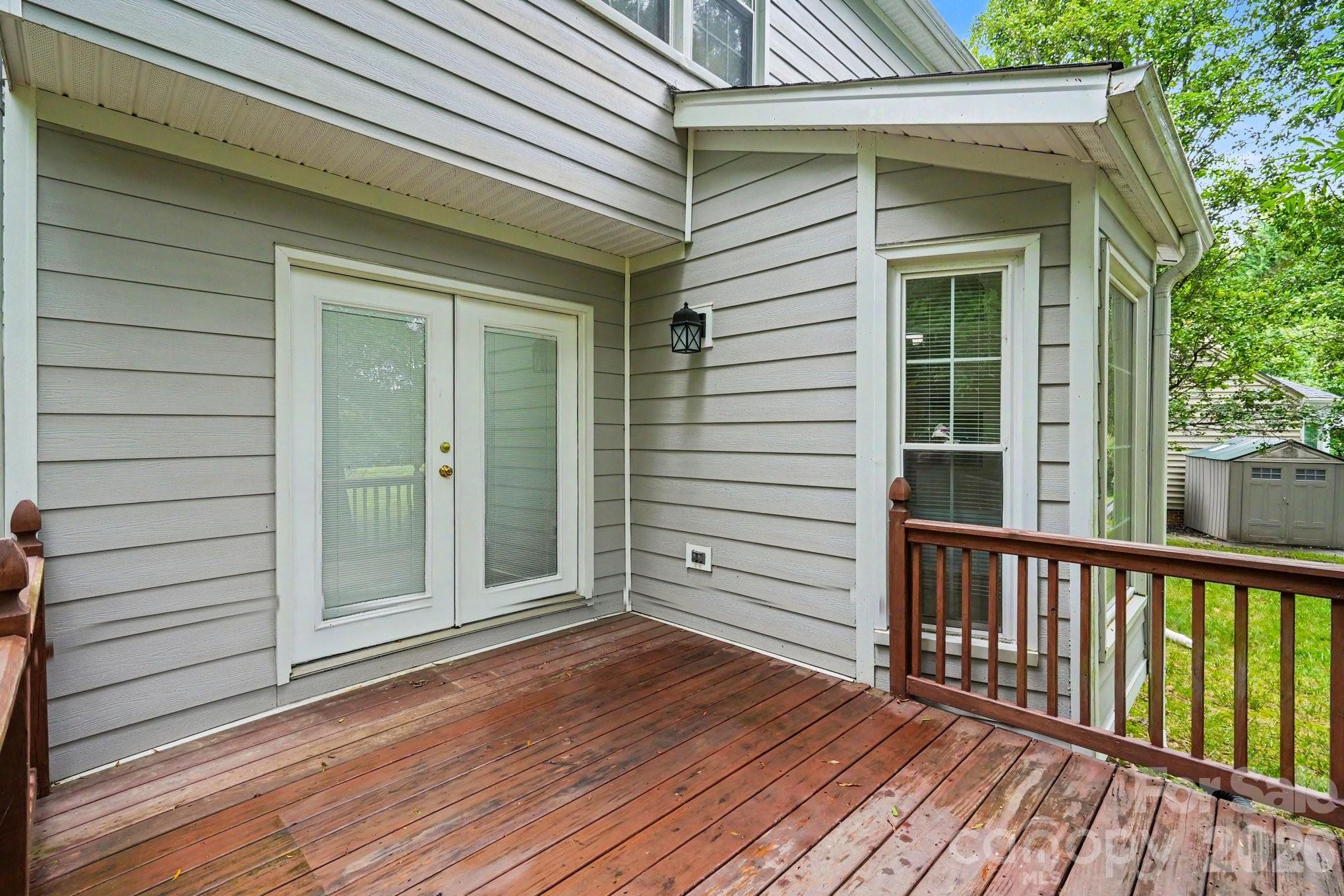 7104 Kinsmore Lane — Charlotte
