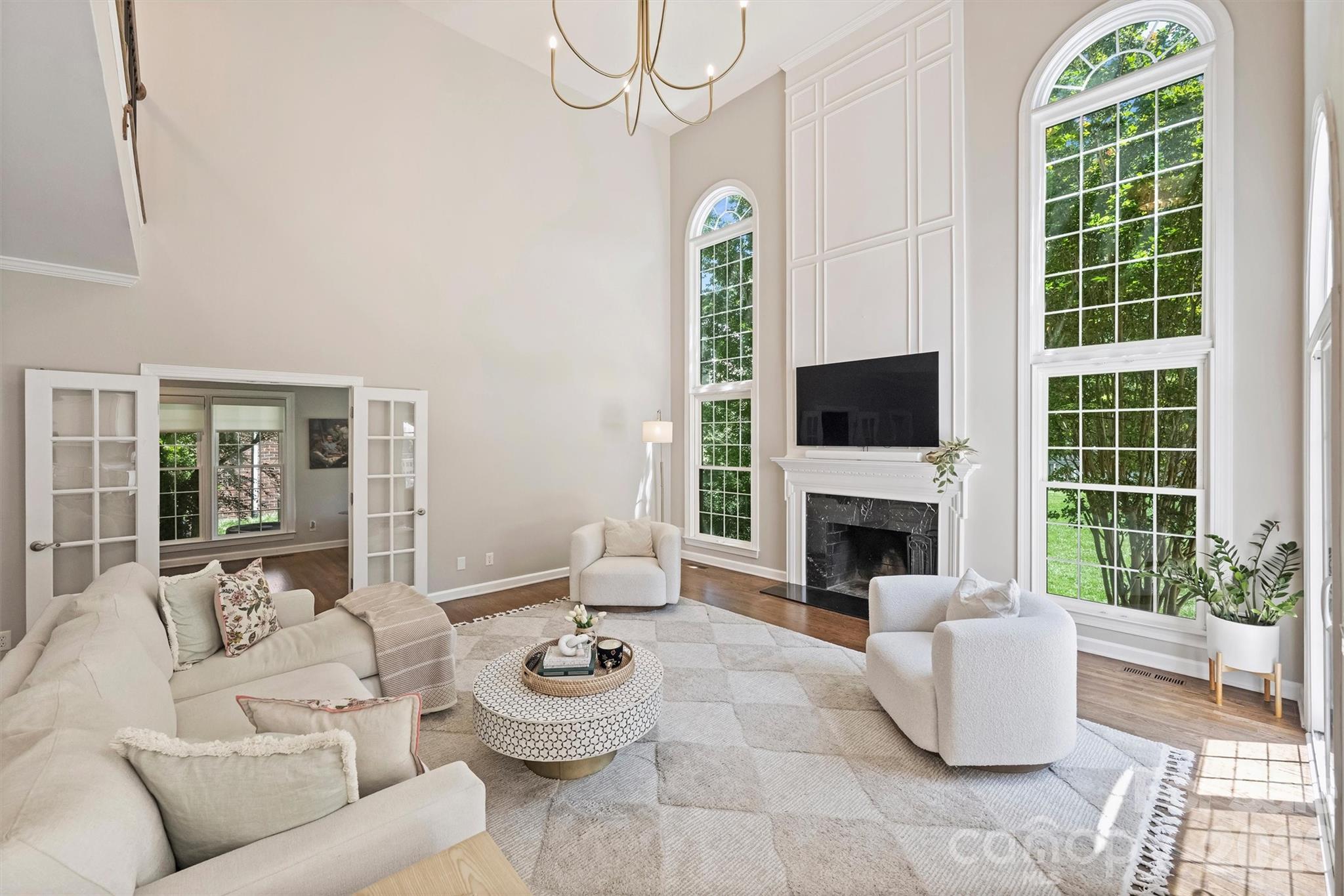 5319 Piper Glen Drive — Charlotte