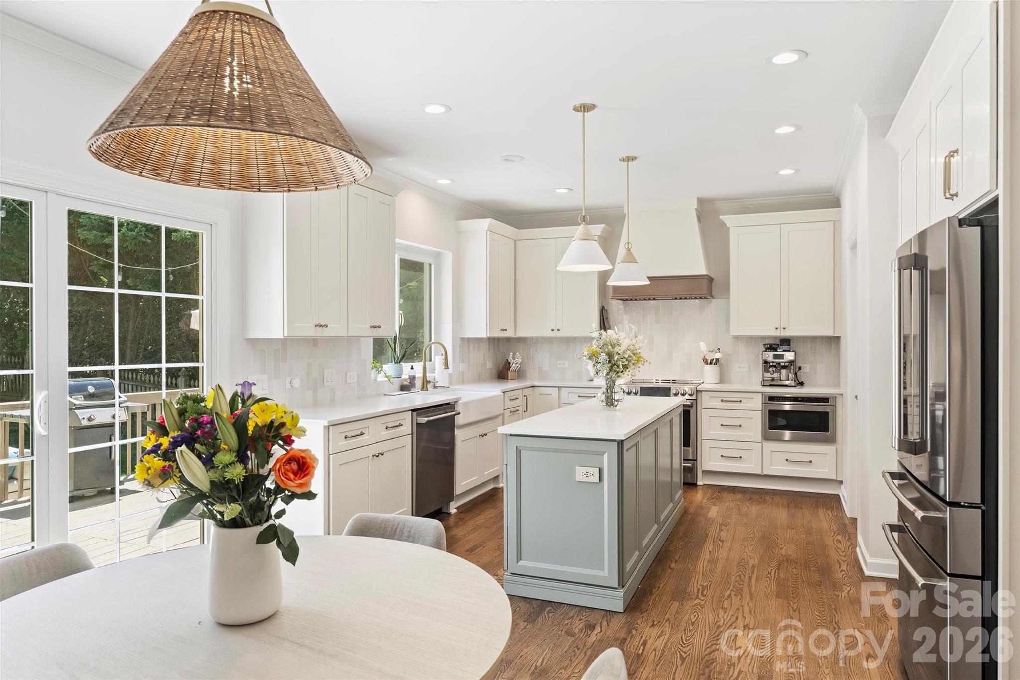 5319 Piper Glen Drive — Charlotte