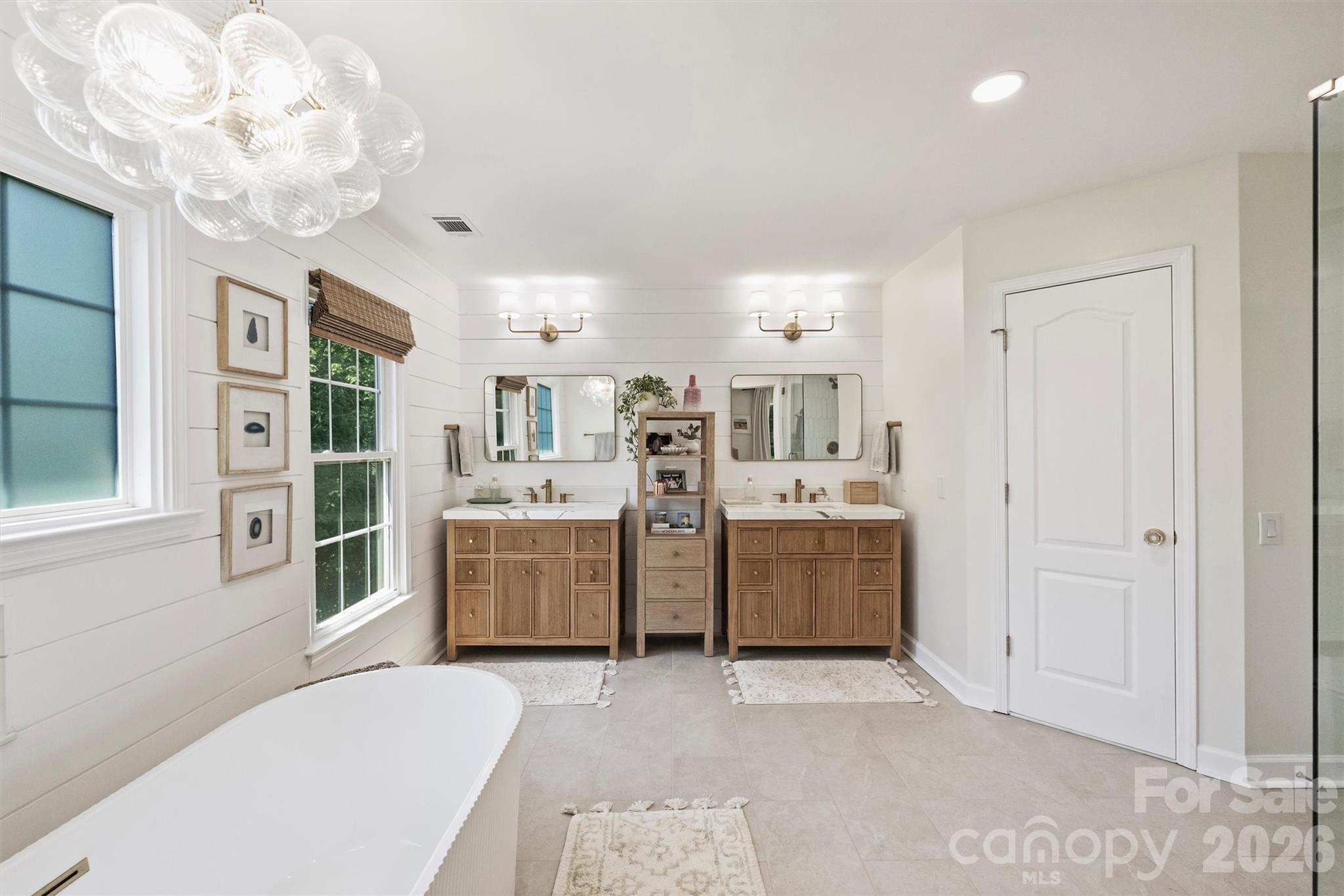 5319 Piper Glen Drive — Charlotte