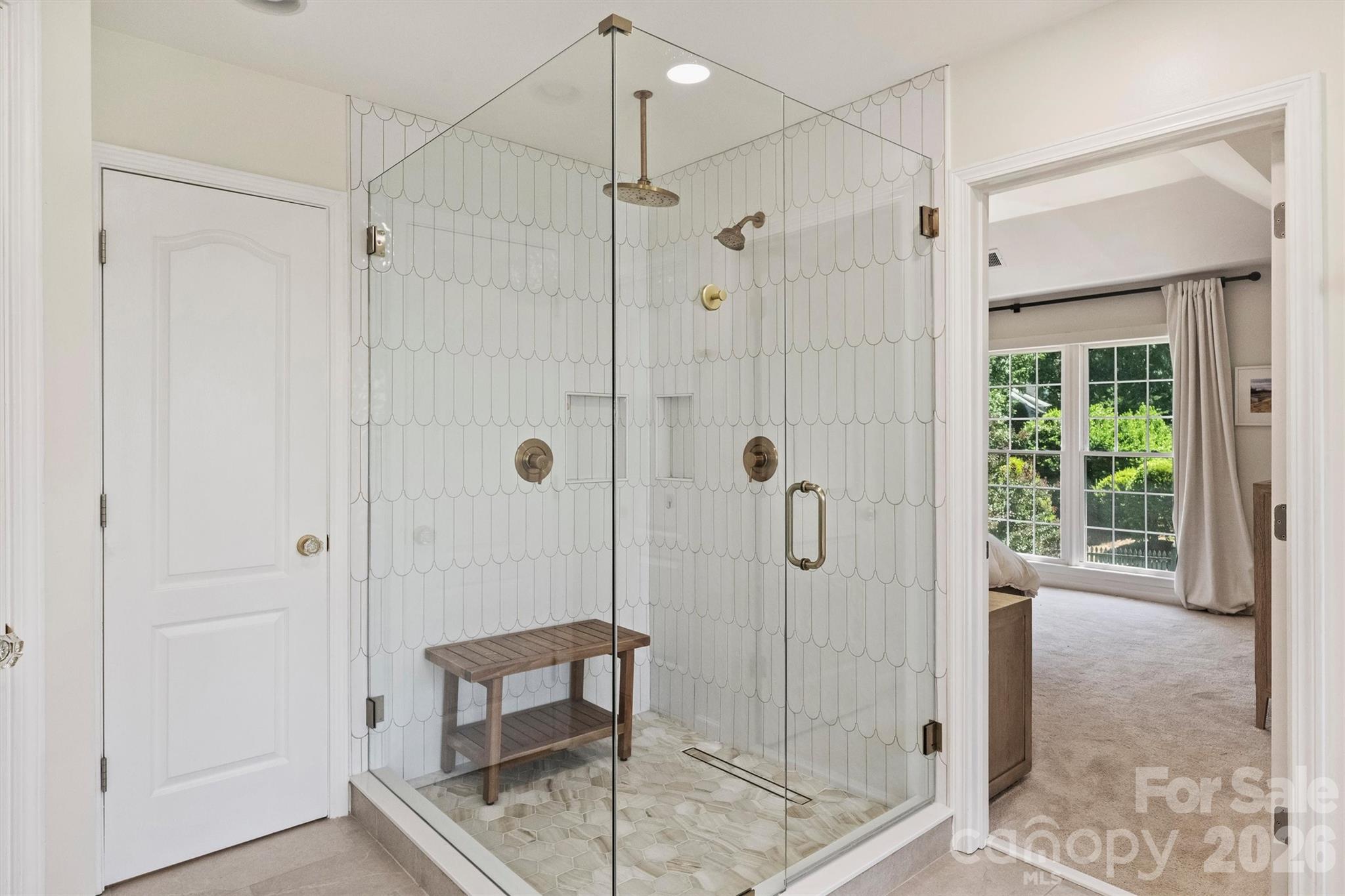 5319 Piper Glen Drive — Charlotte