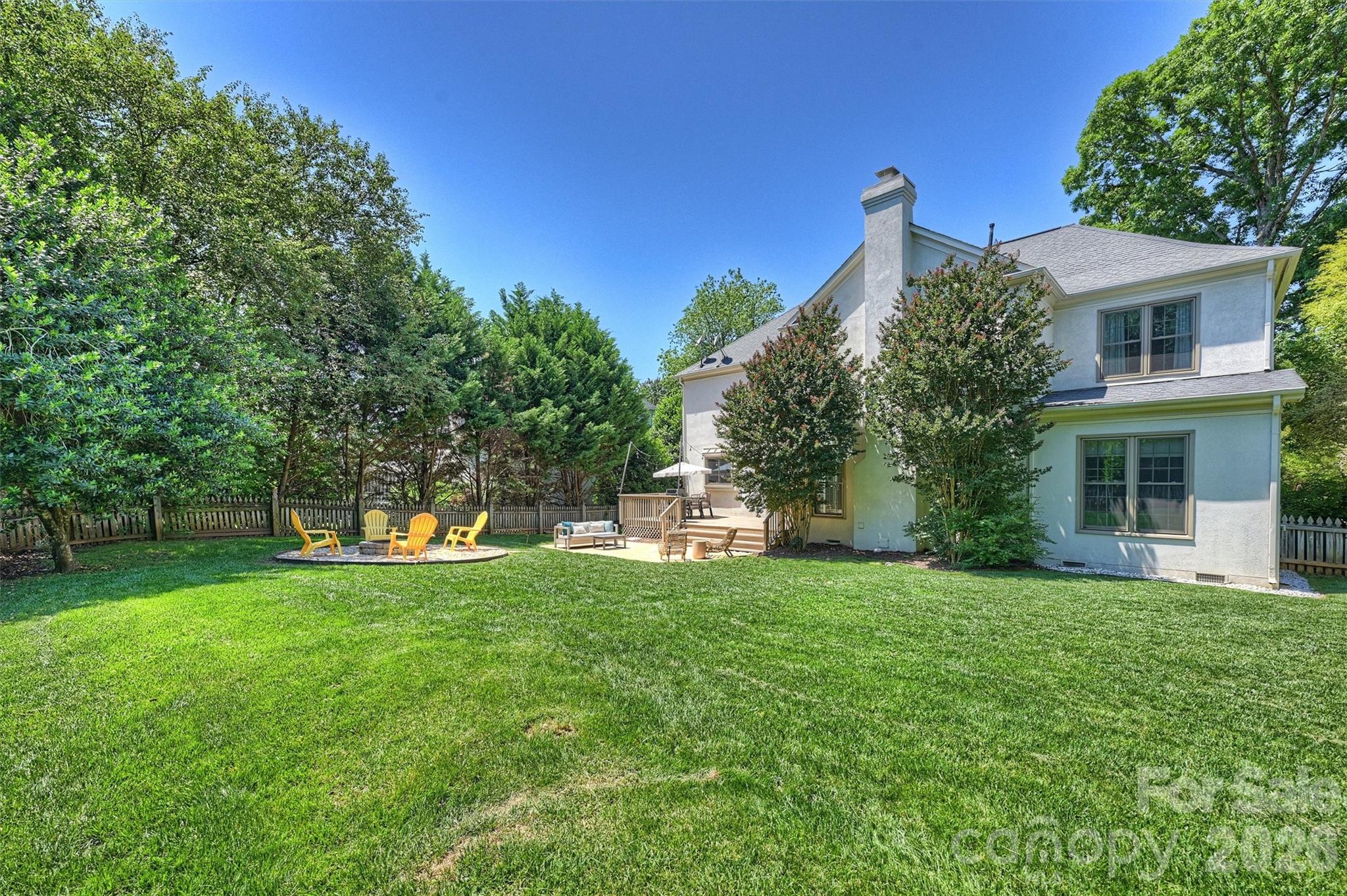 5319 Piper Glen Drive — Charlotte