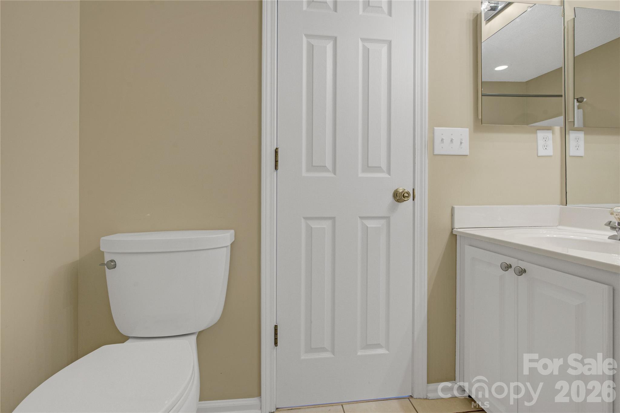 8772 Robinson Forest Drive — Charlotte