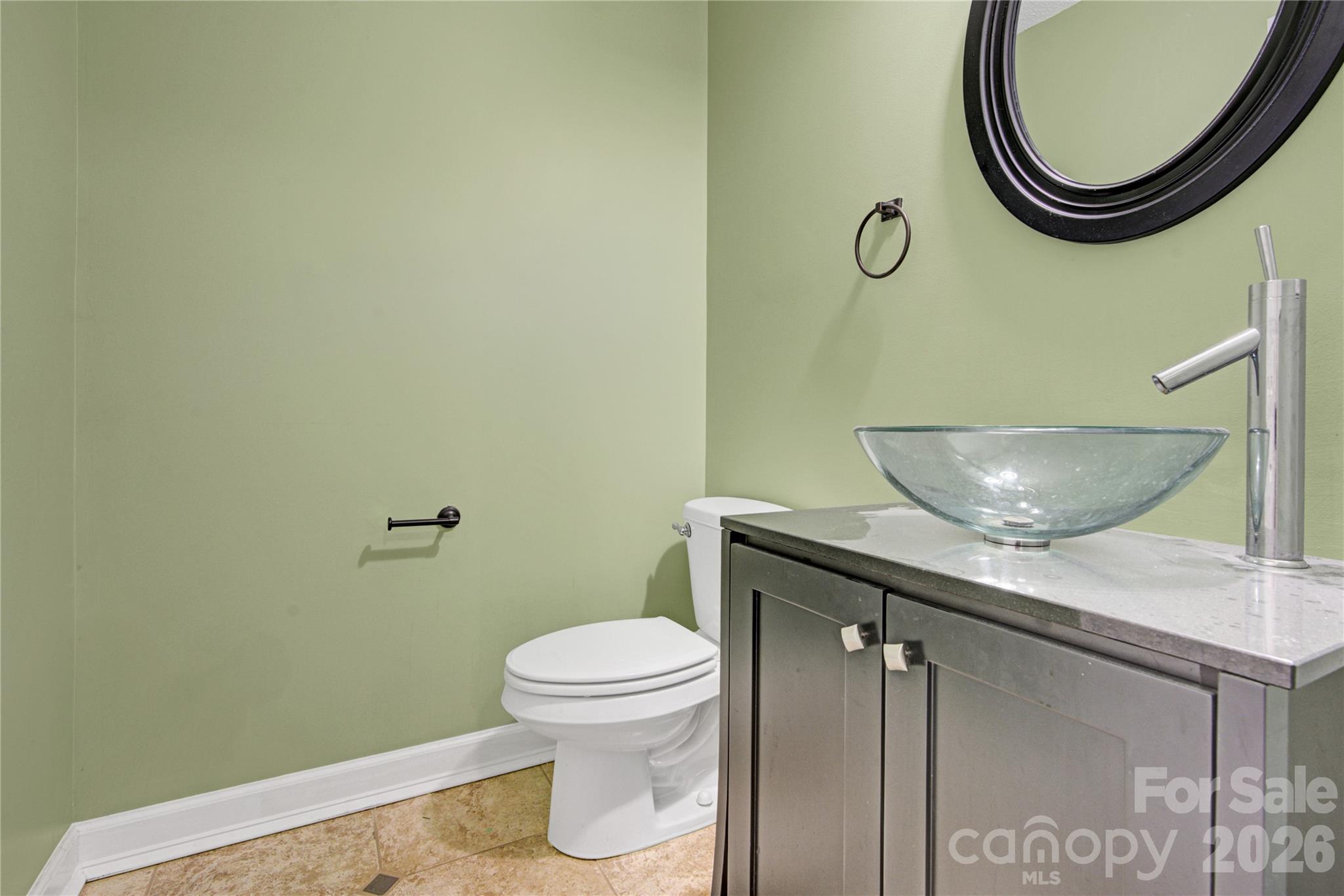 8772 Robinson Forest Drive — Charlotte