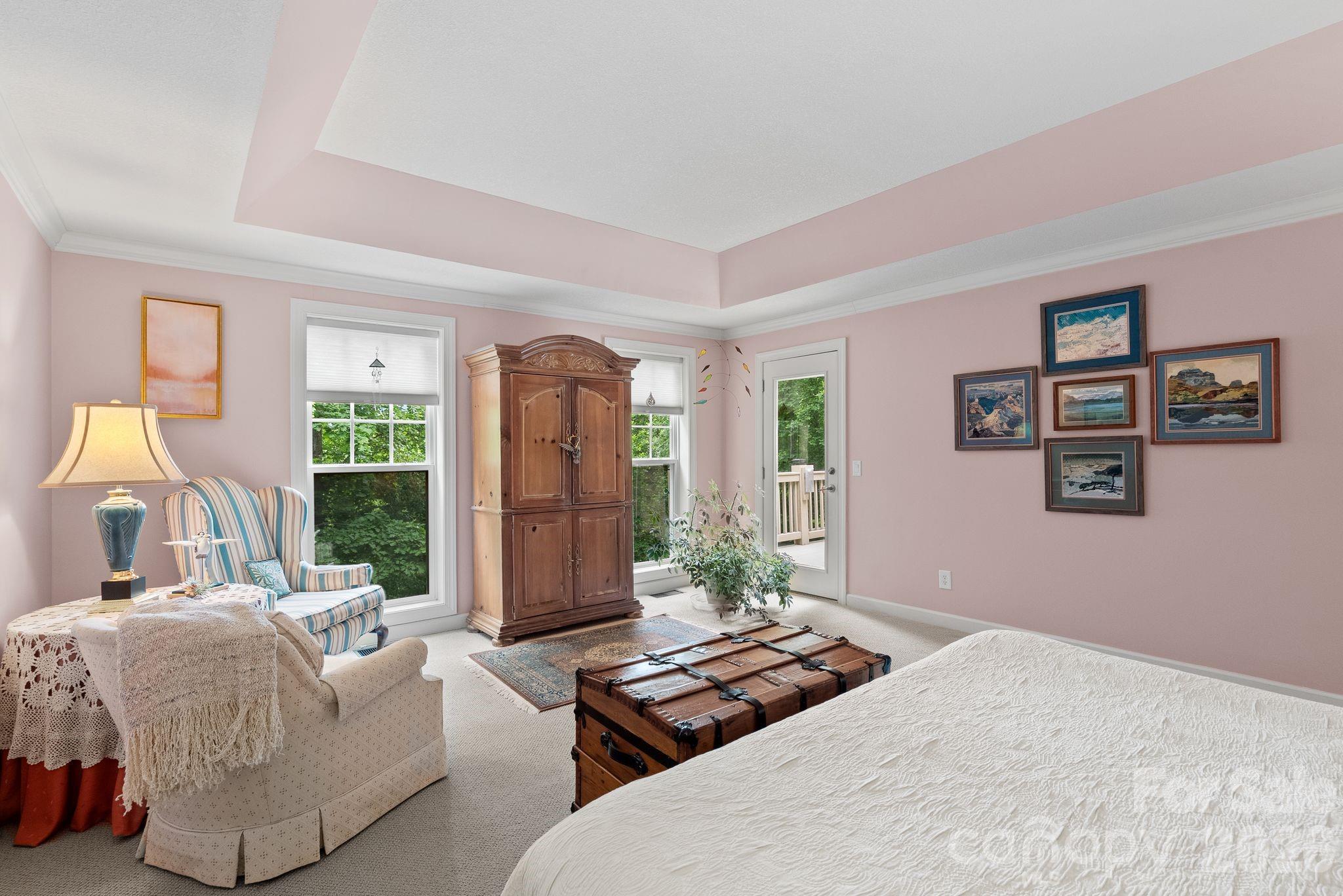 522 Silver Hawk Lane — Weaverville