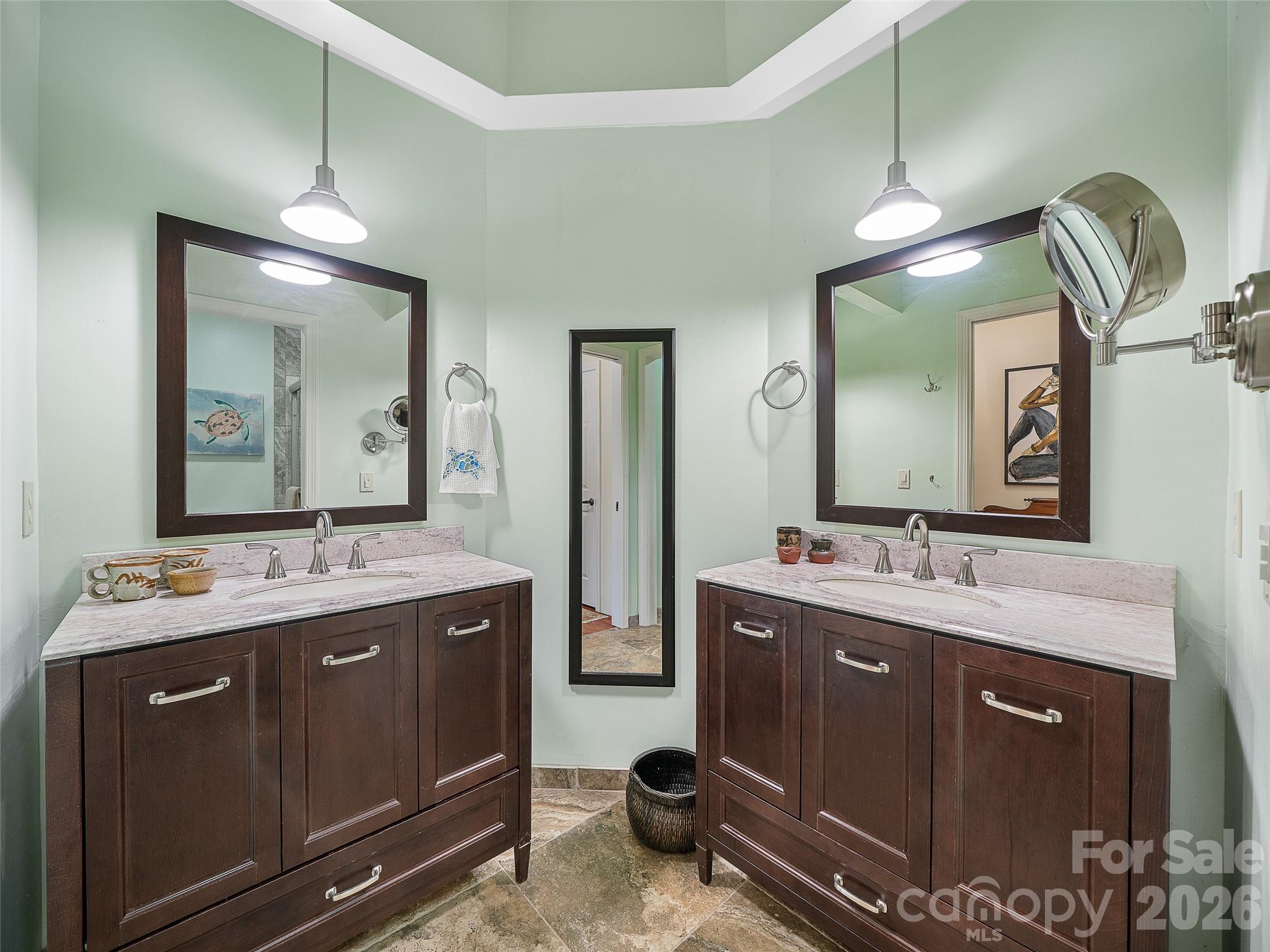 301 White Oak Drive — Hendersonville