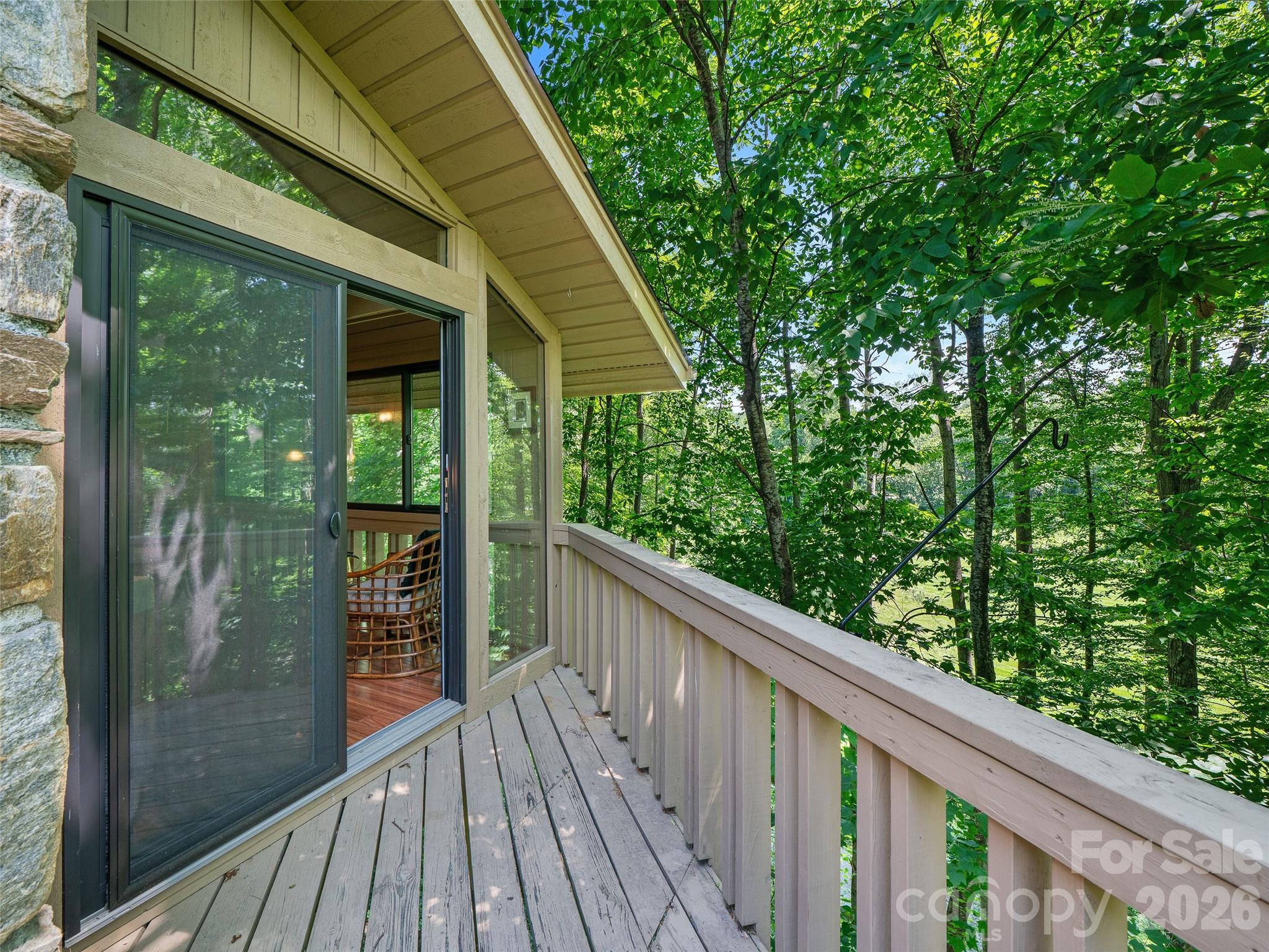 301 White Oak Drive — Hendersonville